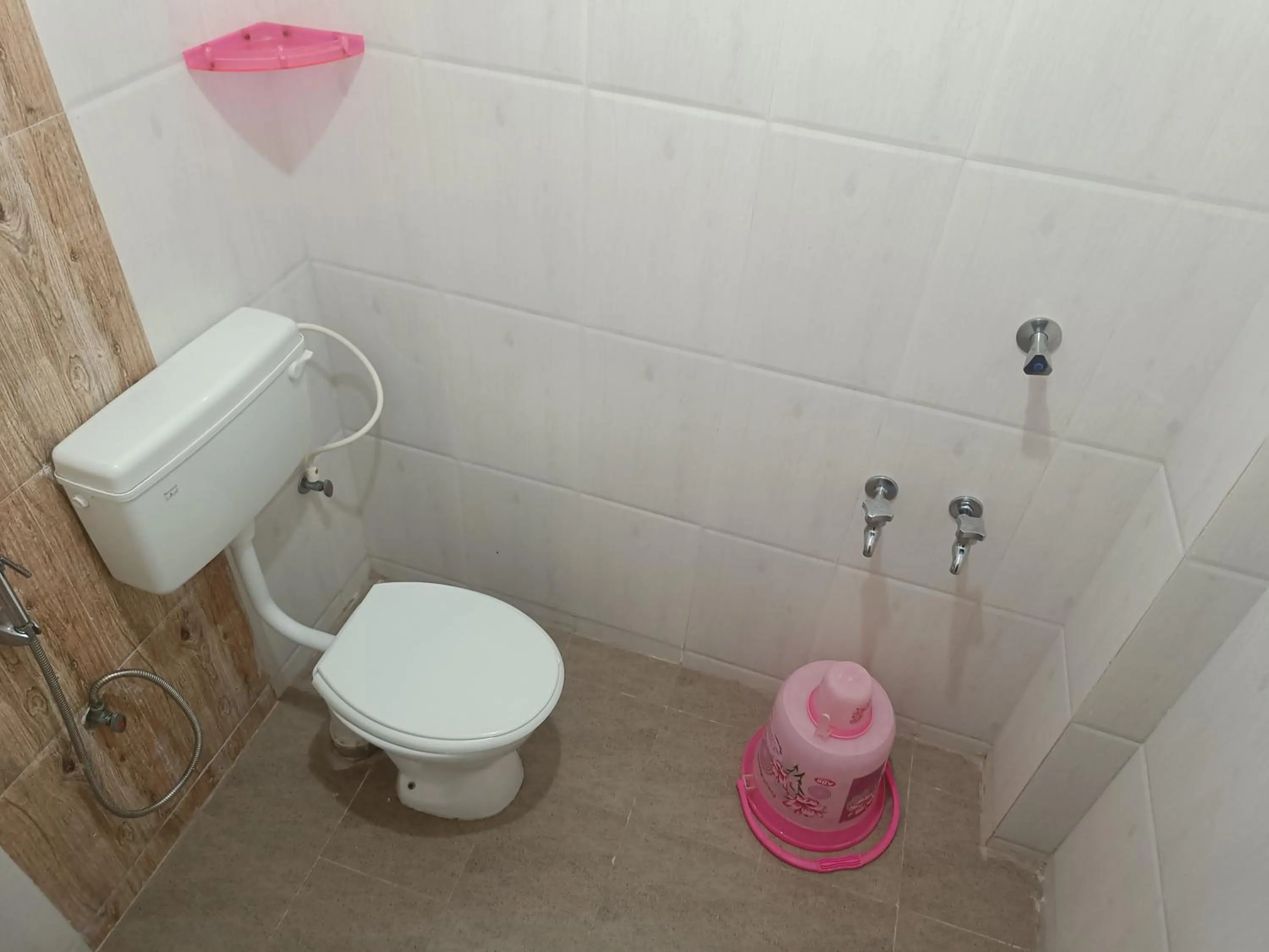 Toilet in Royal Beach Service Apartment