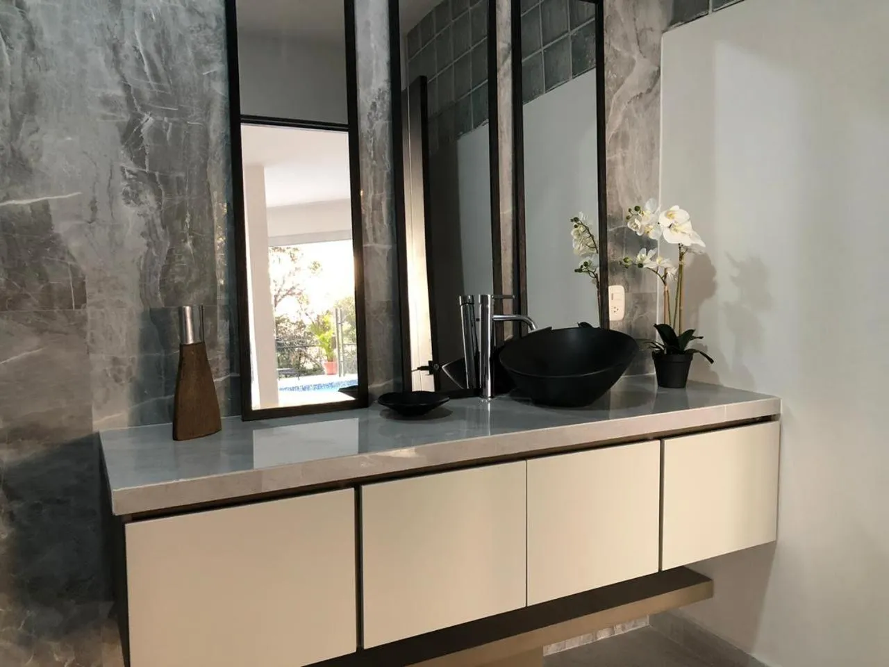 Bathroom in Hotel VOS