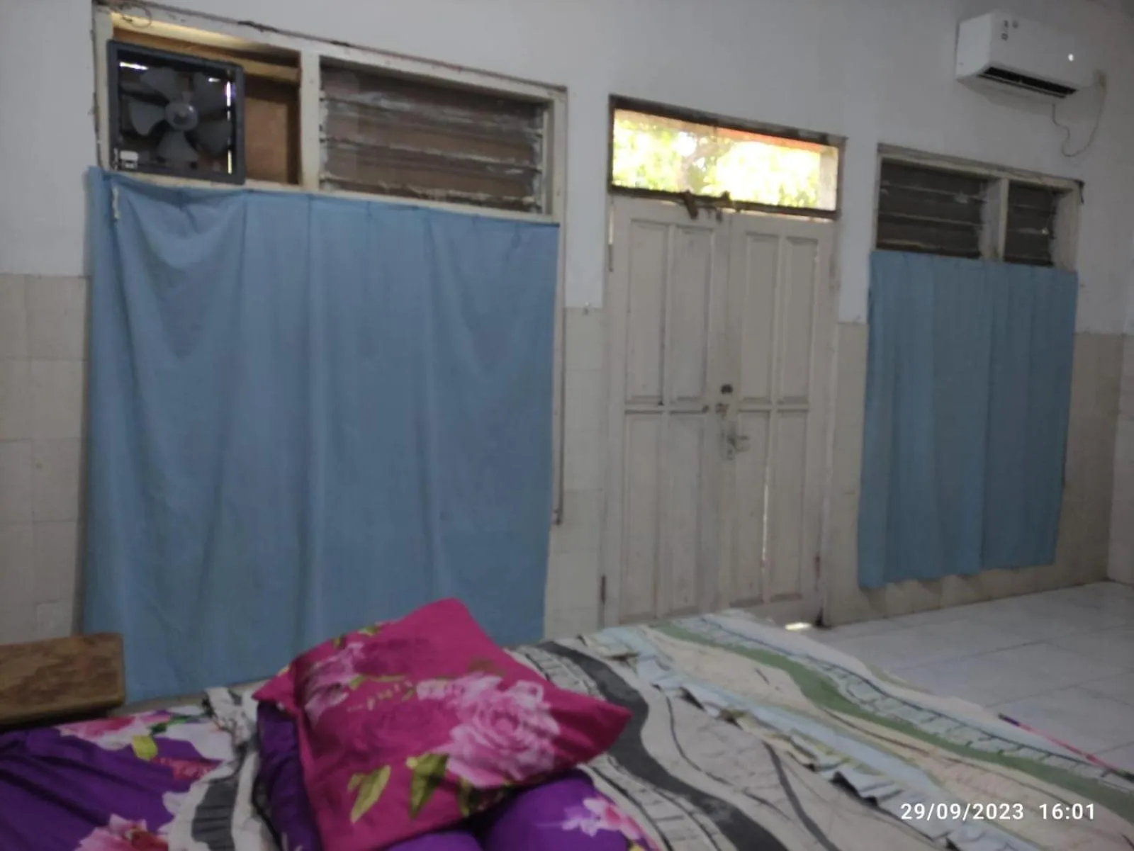 Bedroom in Hotel O Homestay Sehat