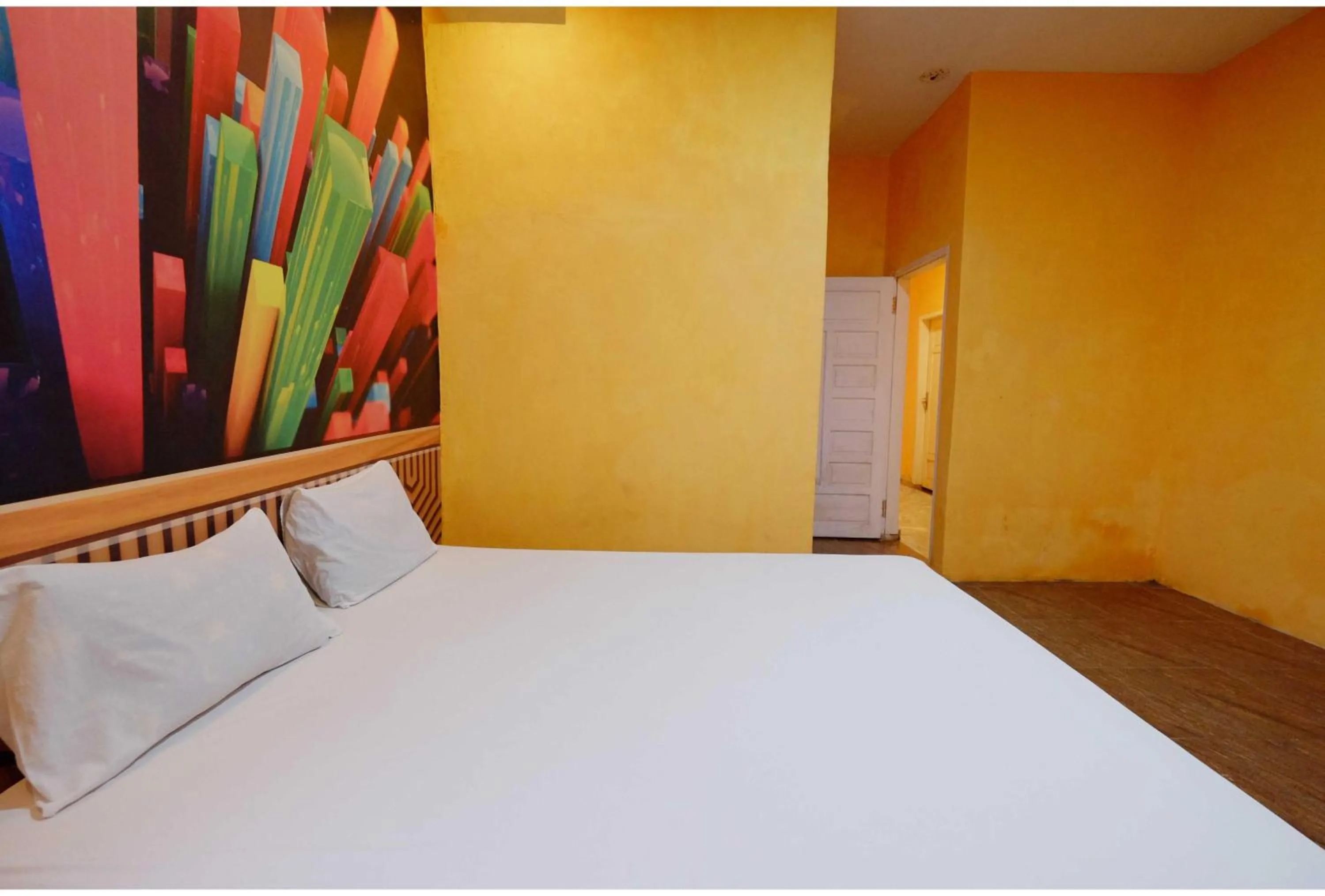 Bedroom, Bed in Hotel O Savira Near Barru