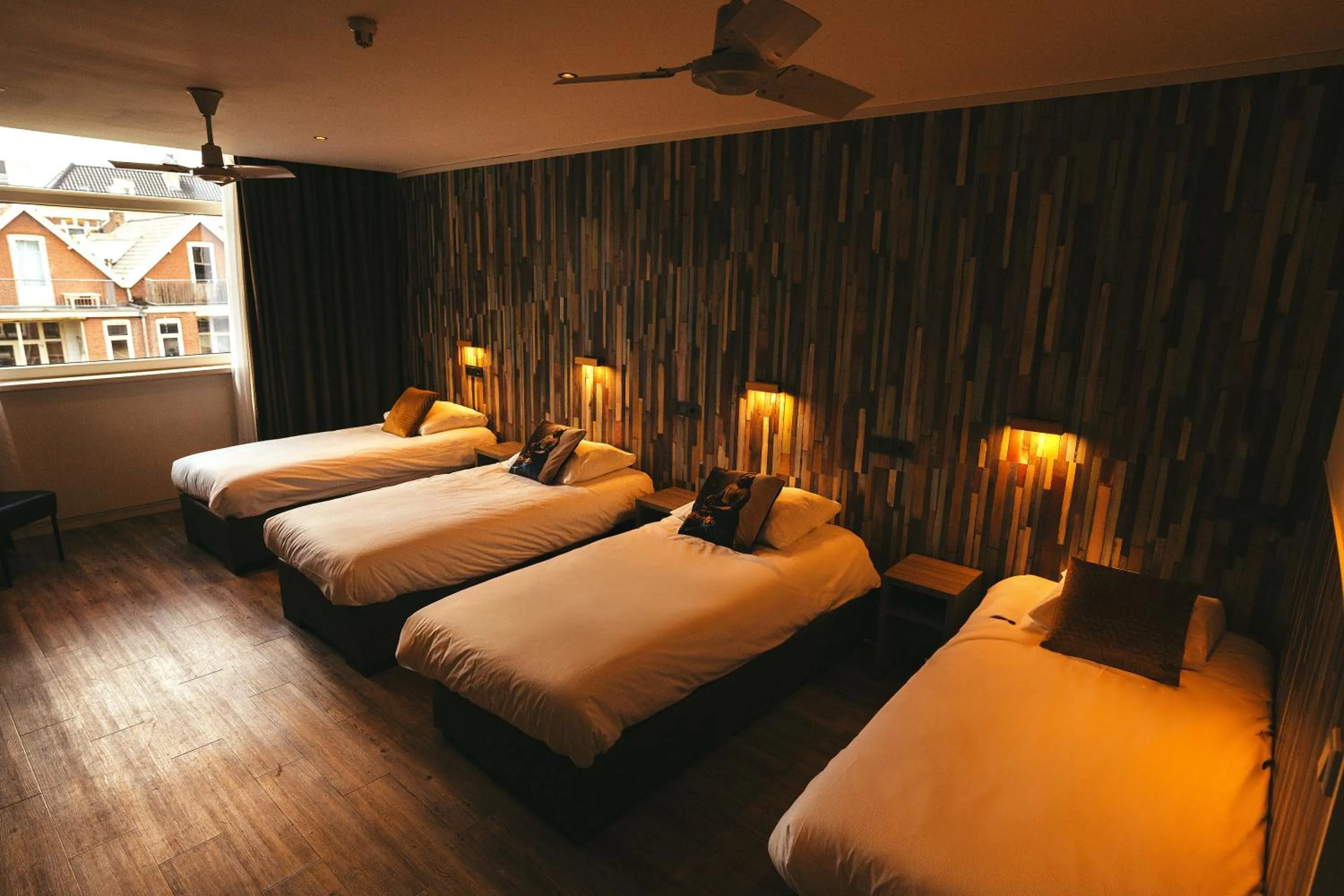 Bed in Boutique Hotel Milano Rotterdam-Centre