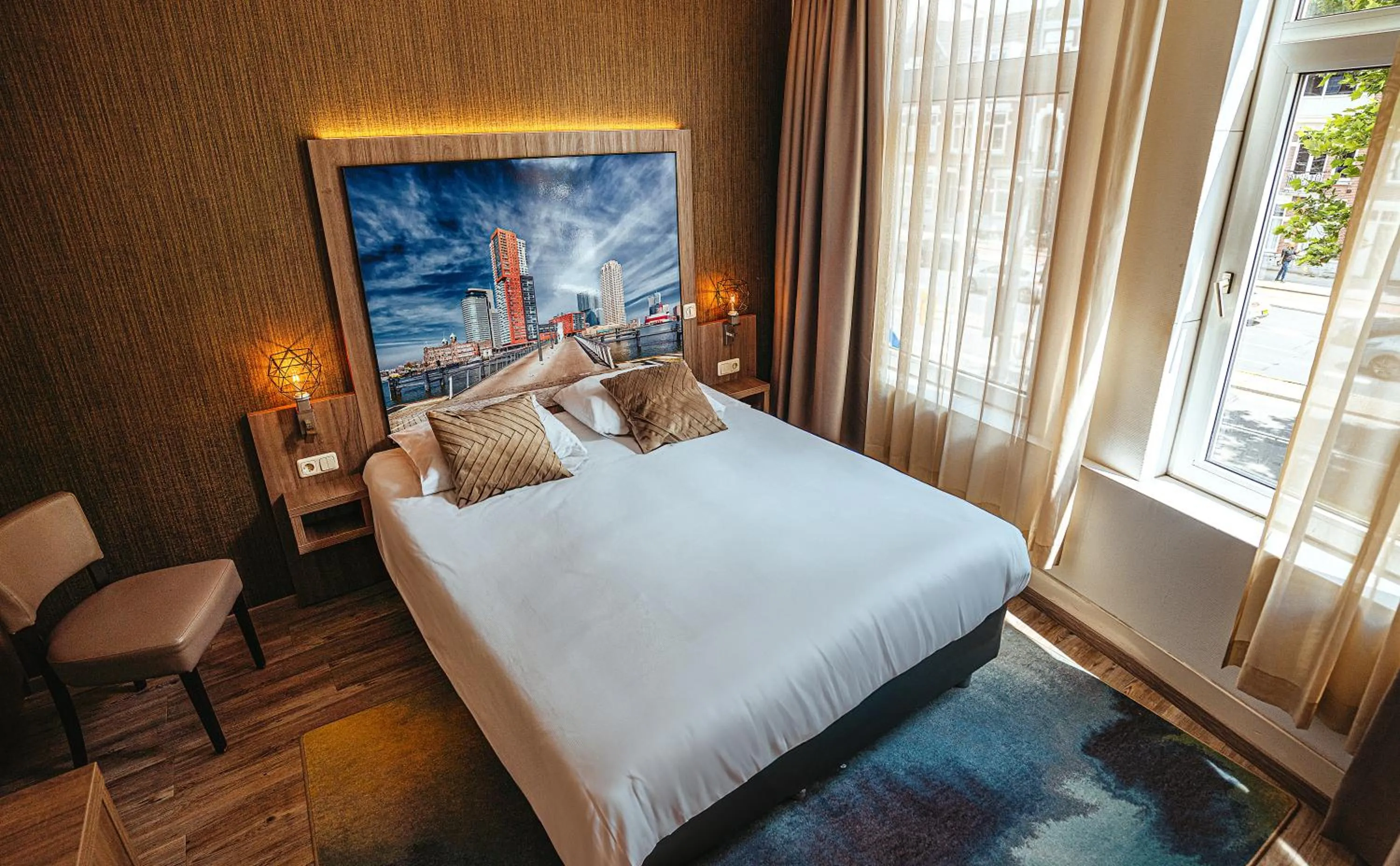 Photo of the whole room, Bed in Boutique Hotel Milano Rotterdam-Centre