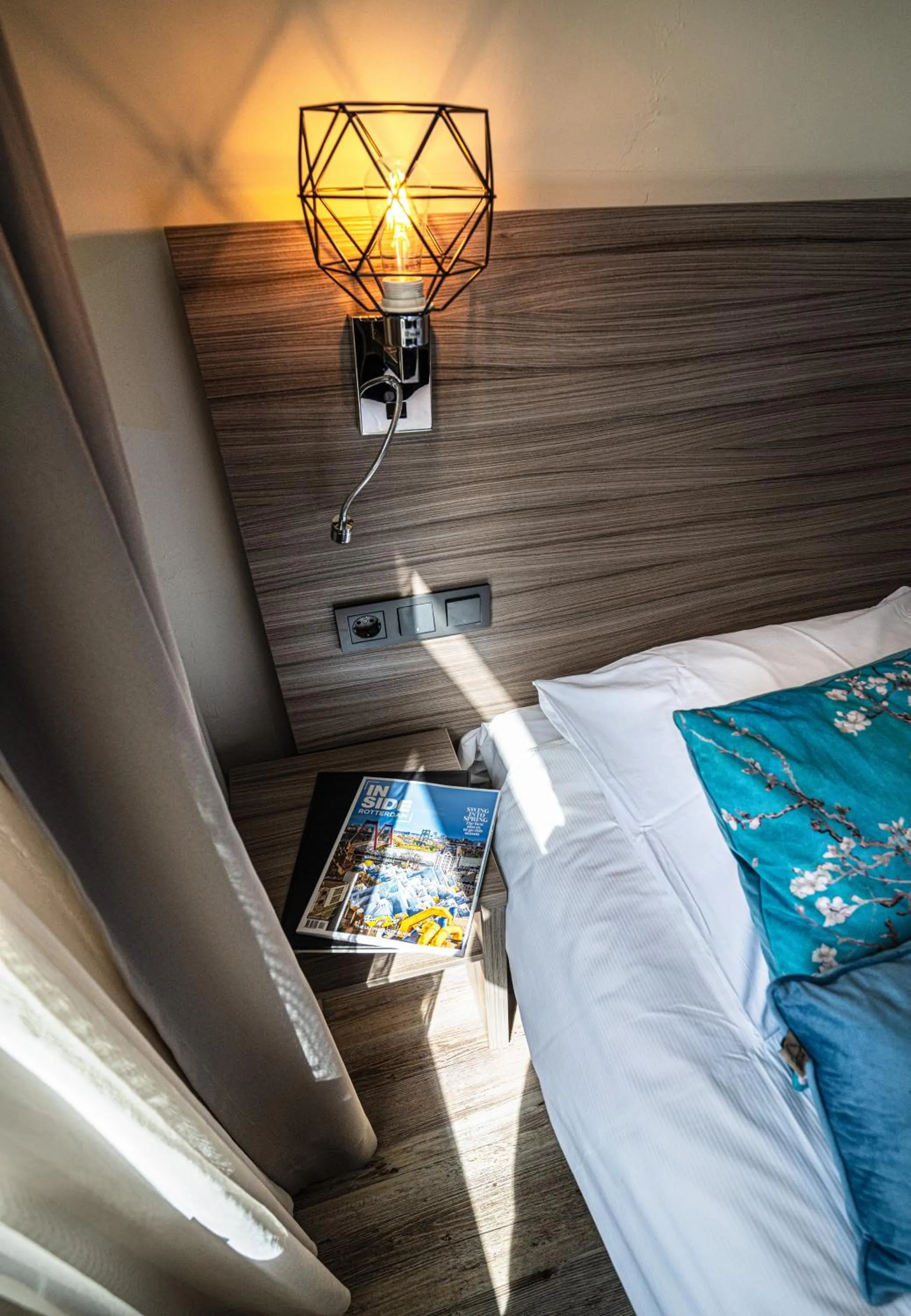 Bed in Boutique Hotel Milano Rotterdam-Centre