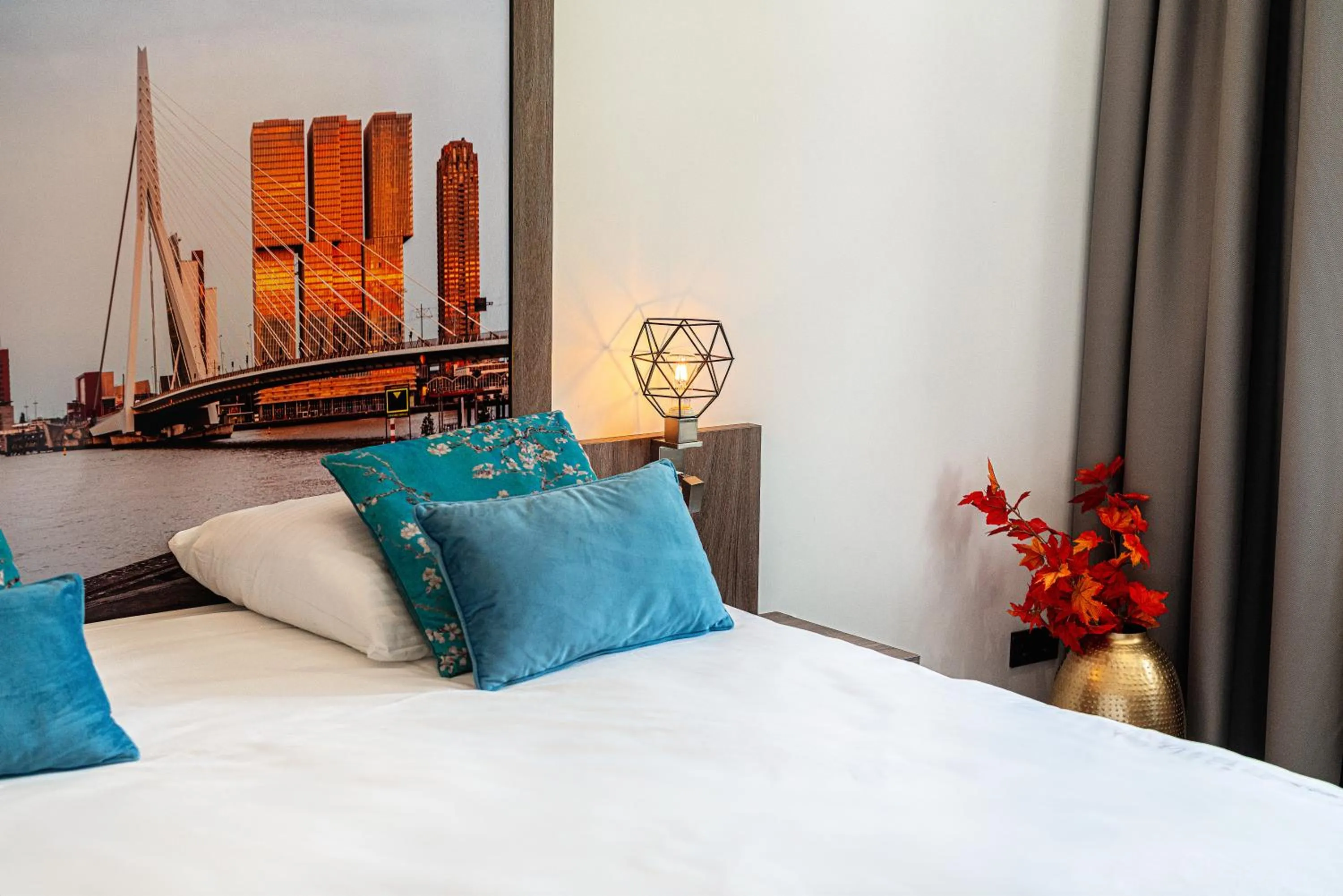 Bed in Boutique Hotel Milano Rotterdam-Centre