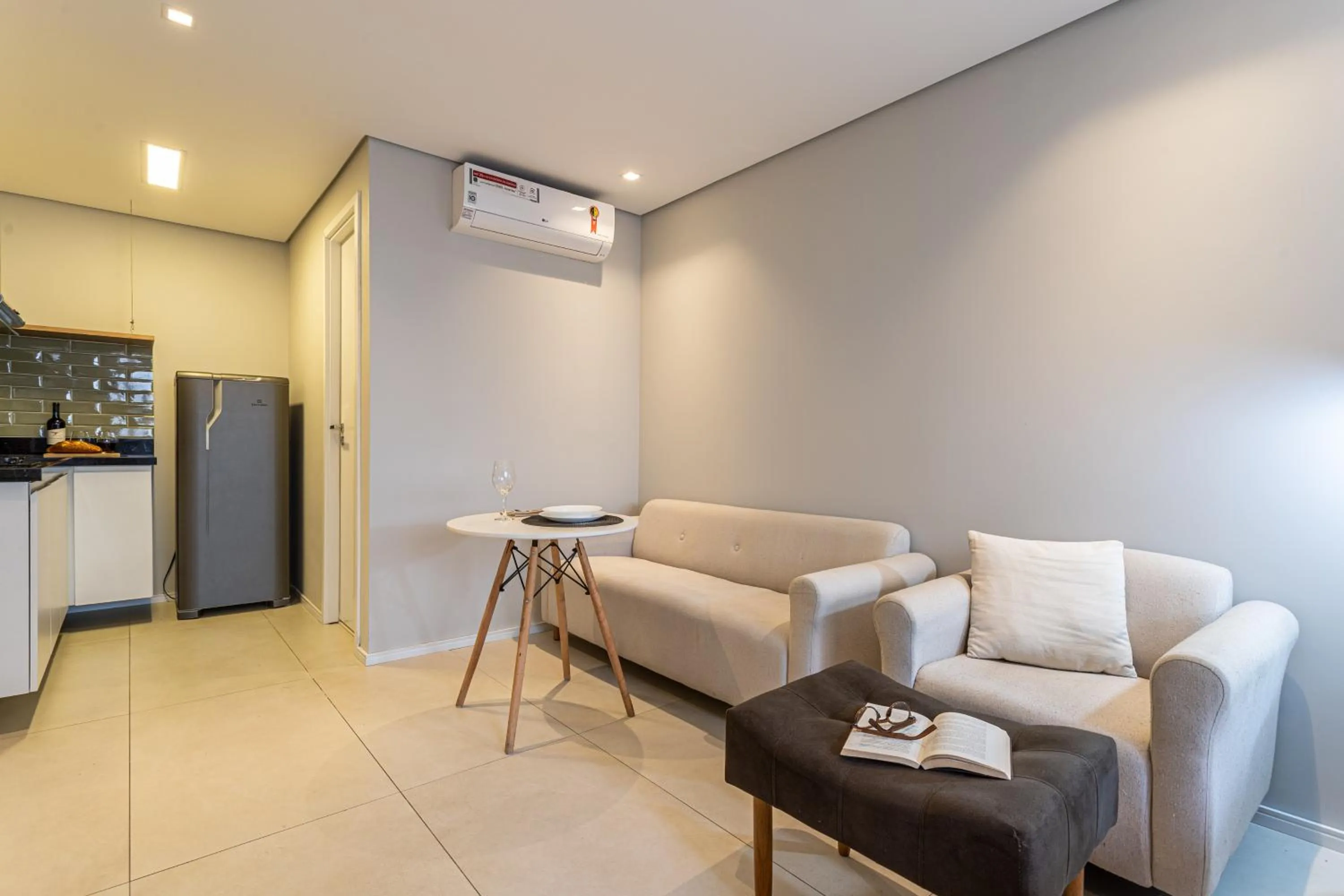 Kitchen or kitchenette in Next Home Design by Viva - Apartamentos em prédio próximo ao Parque do Ibirapuera