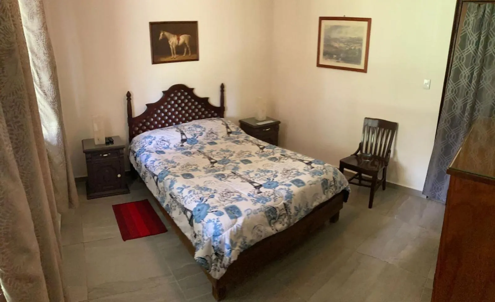 Bed in El Monasterio
