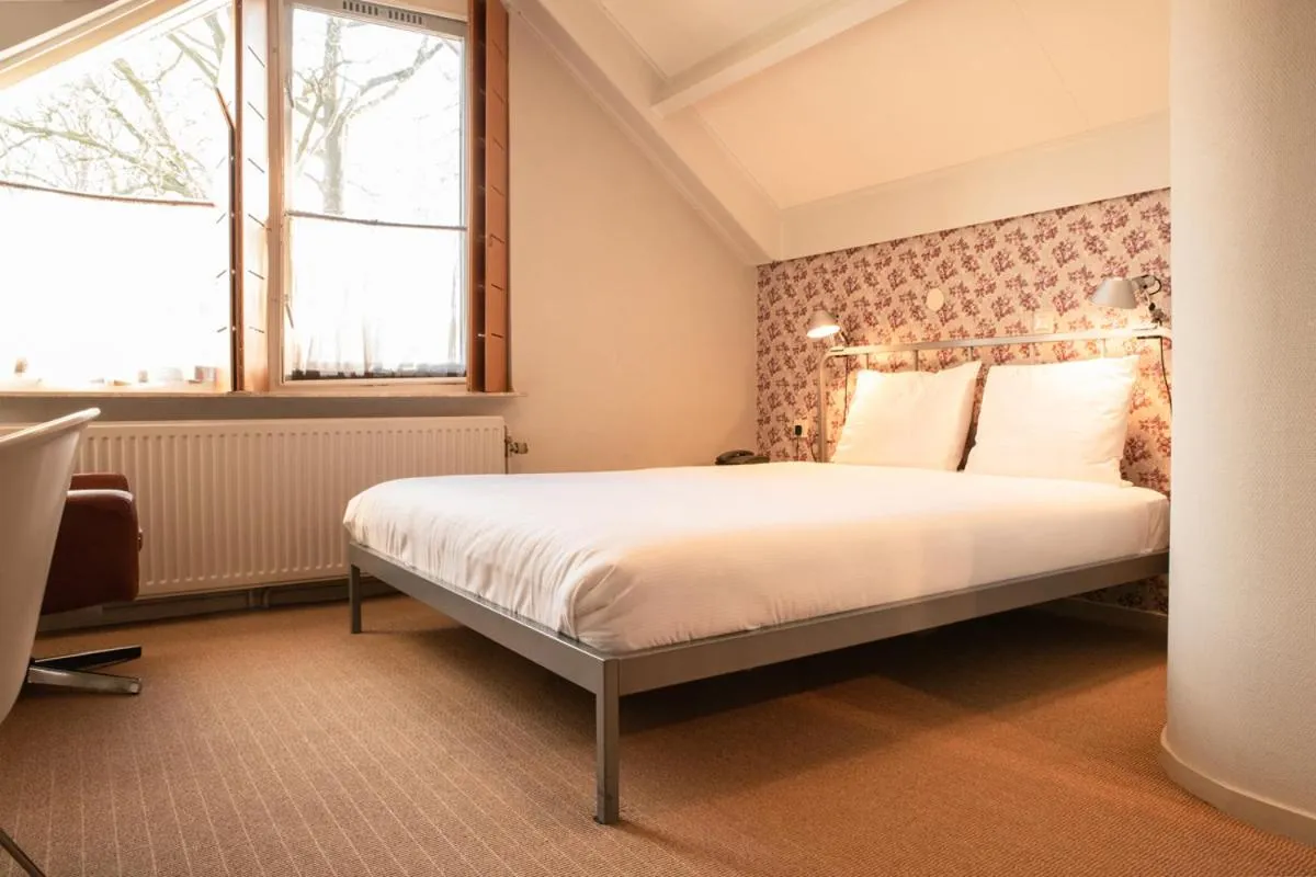 Bed in Droste's Herberg