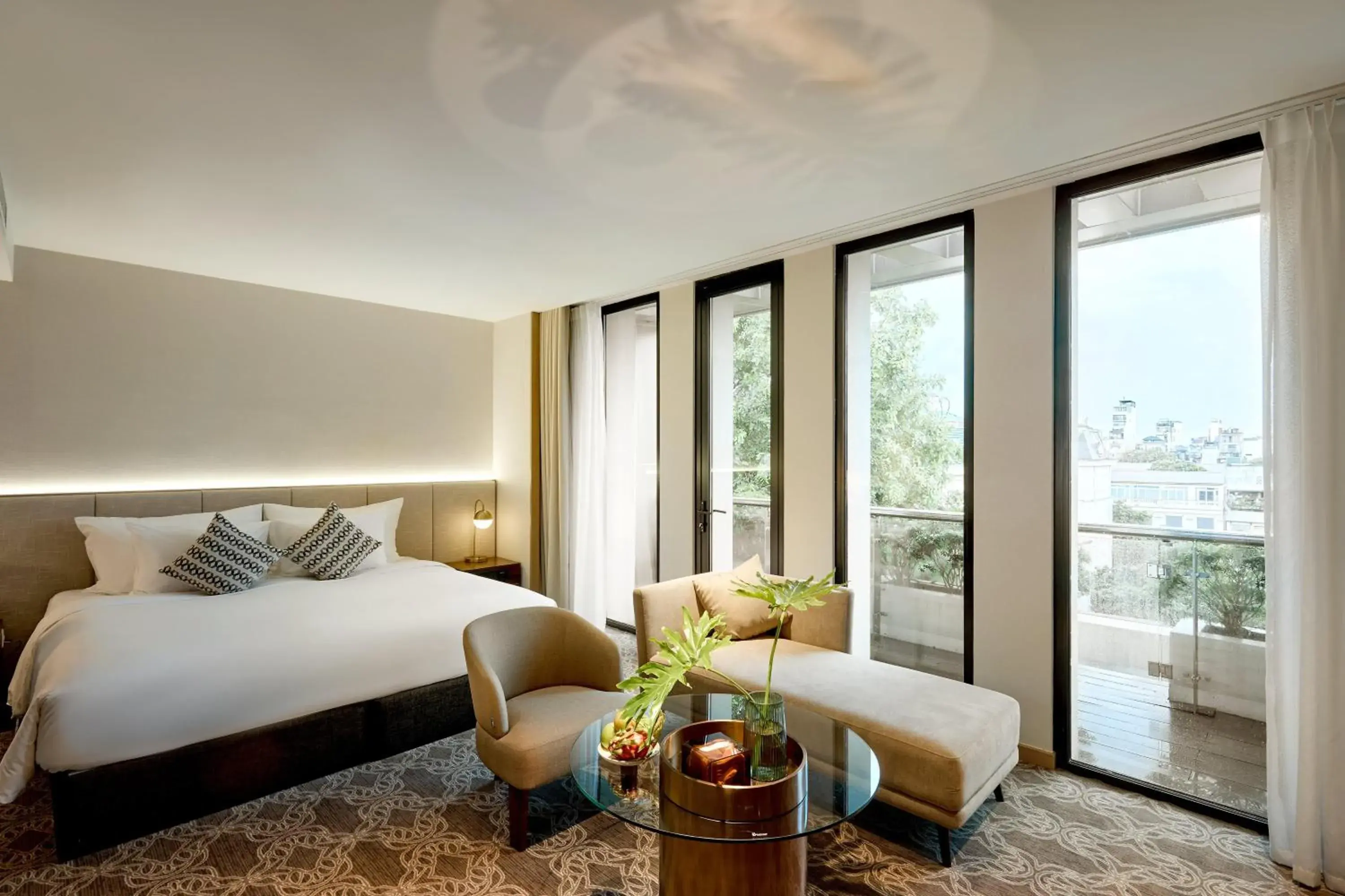 Deluxe King Studio in REY Hotel Hanoi Deluxe King Studio in REY Hotel Hanoi