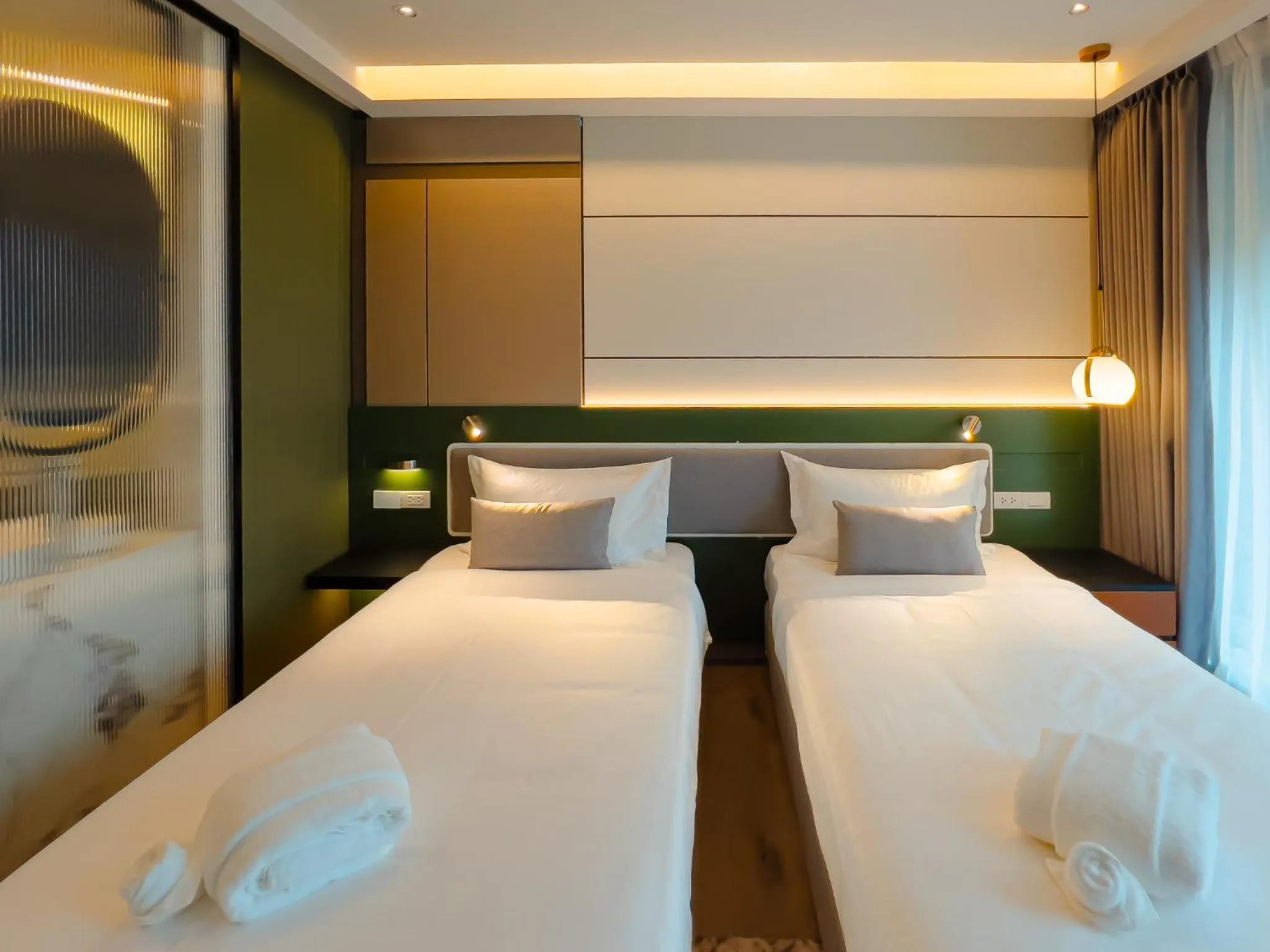 Photo of the whole room, Bed in Cha Chiangmai Luxury