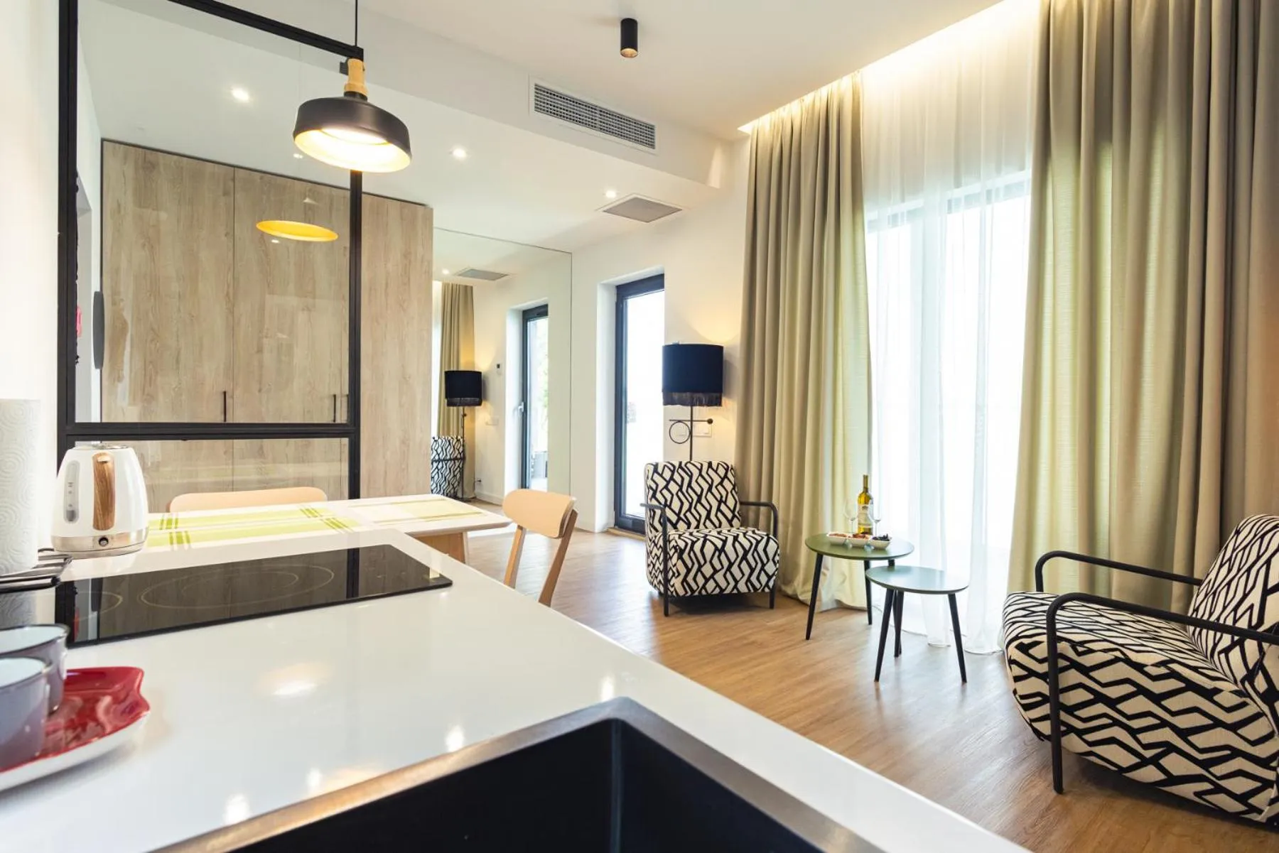 Living room, Bed in Apart Hotel Kundzuli