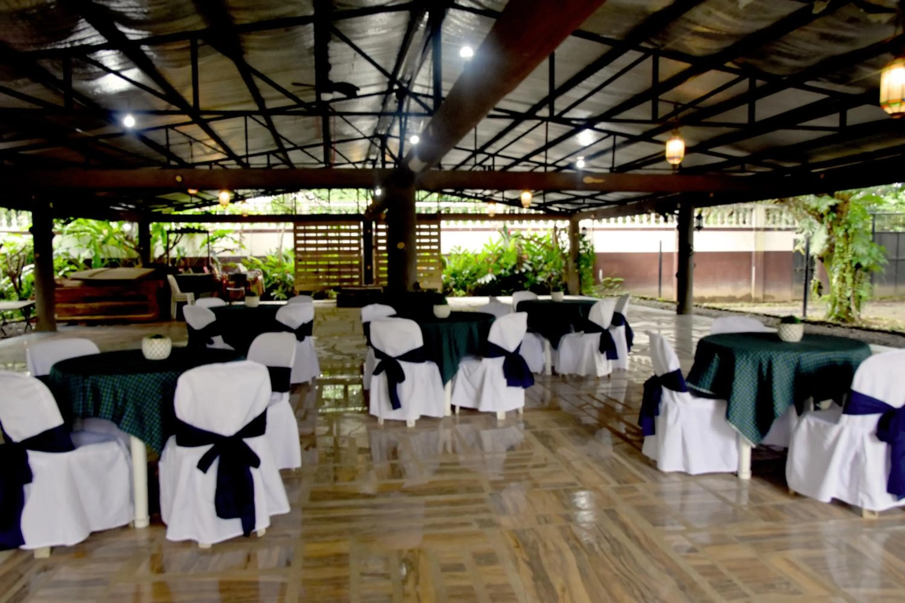 Property building in Isla De Oro Hotel