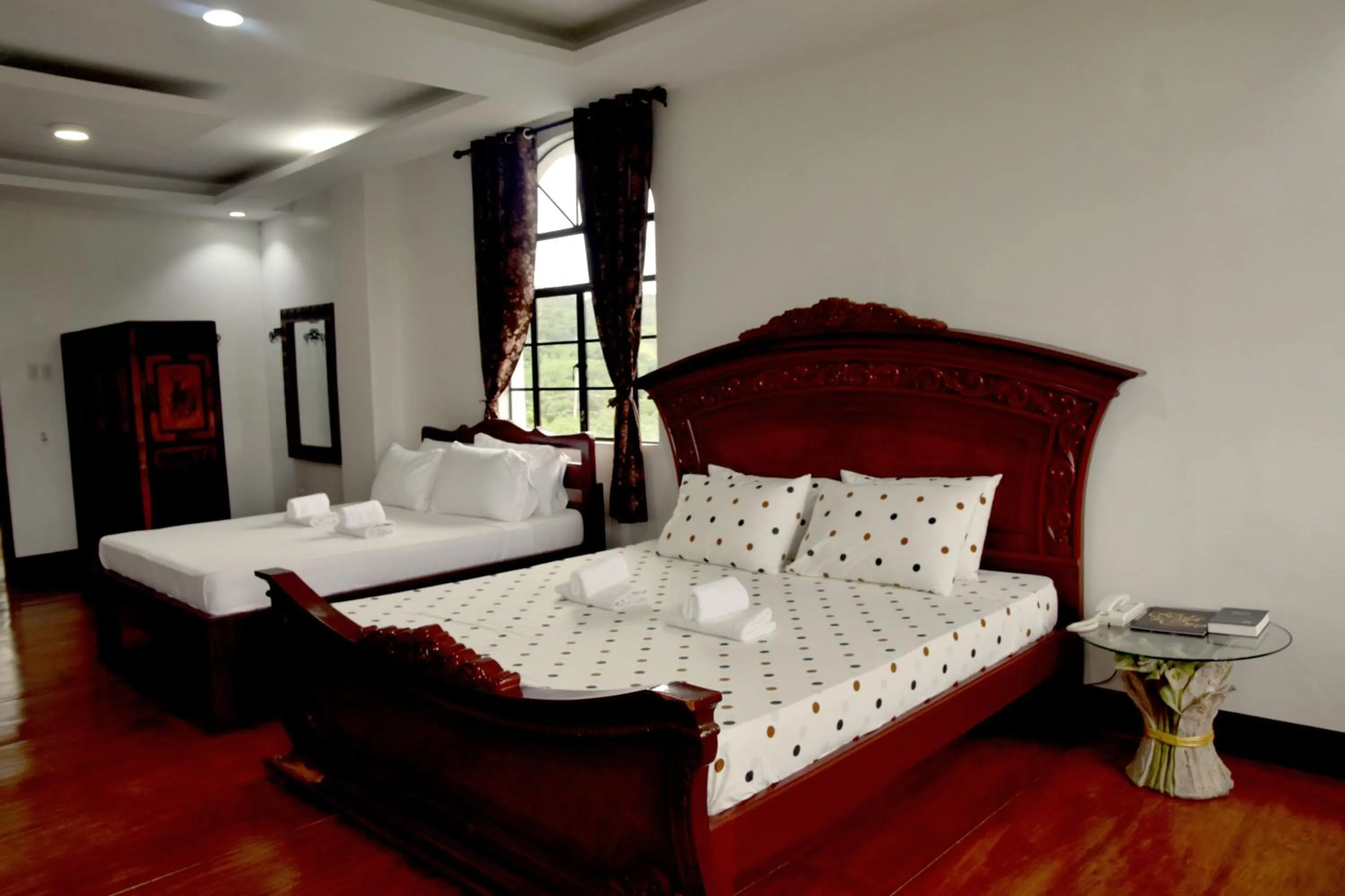Bed in Isla De Oro Hotel
