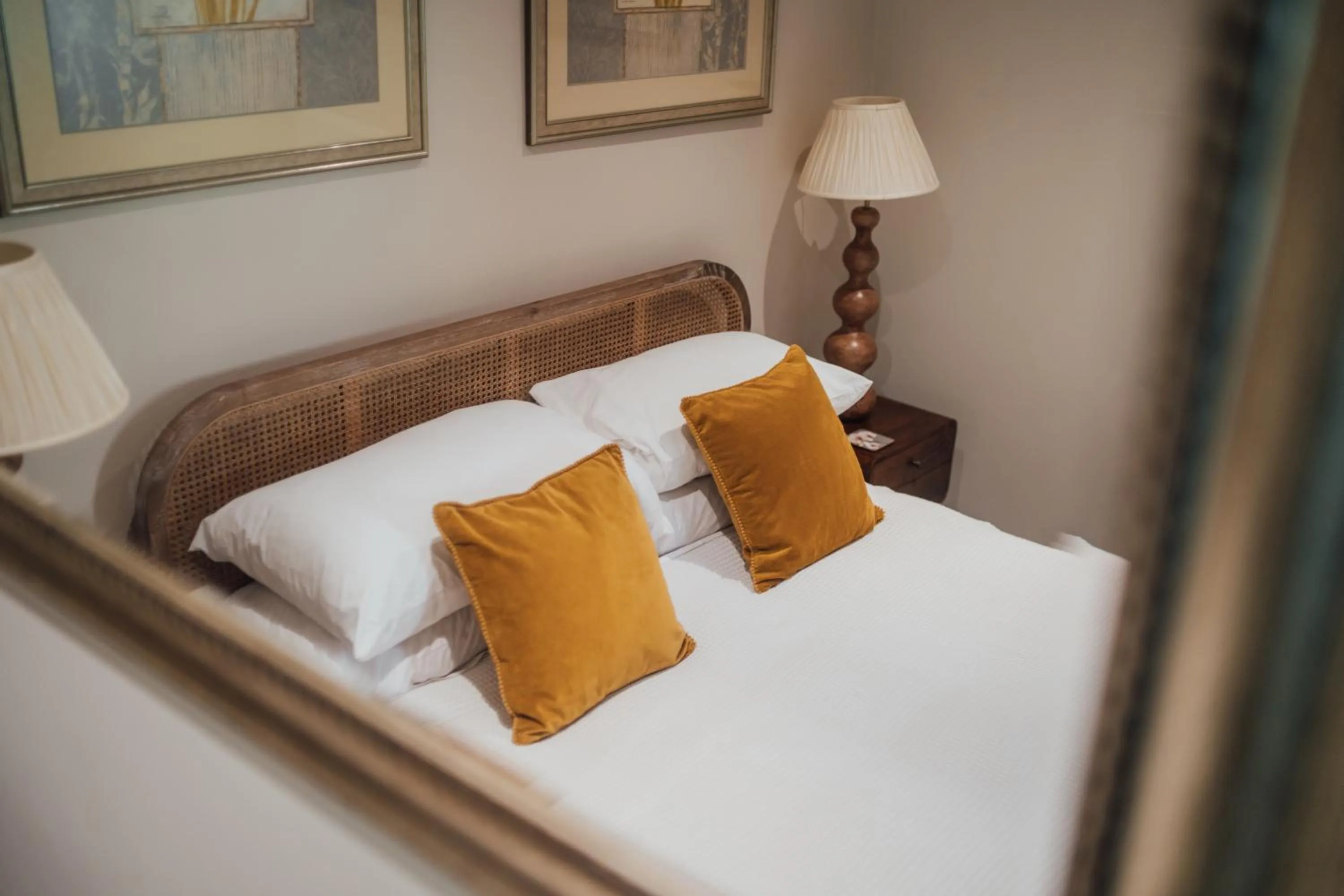 Bedroom, Bed in The Farthings Somerset