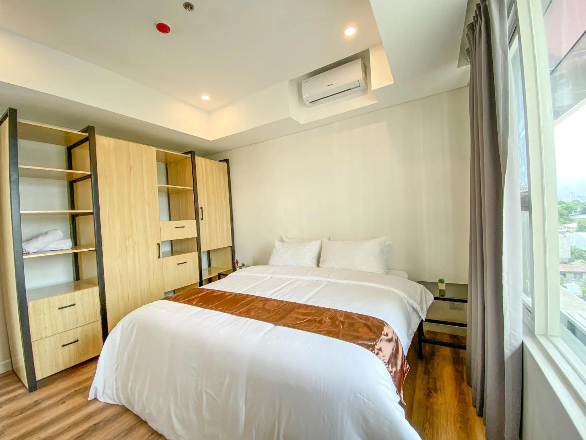 Bed in Wesfame Suites