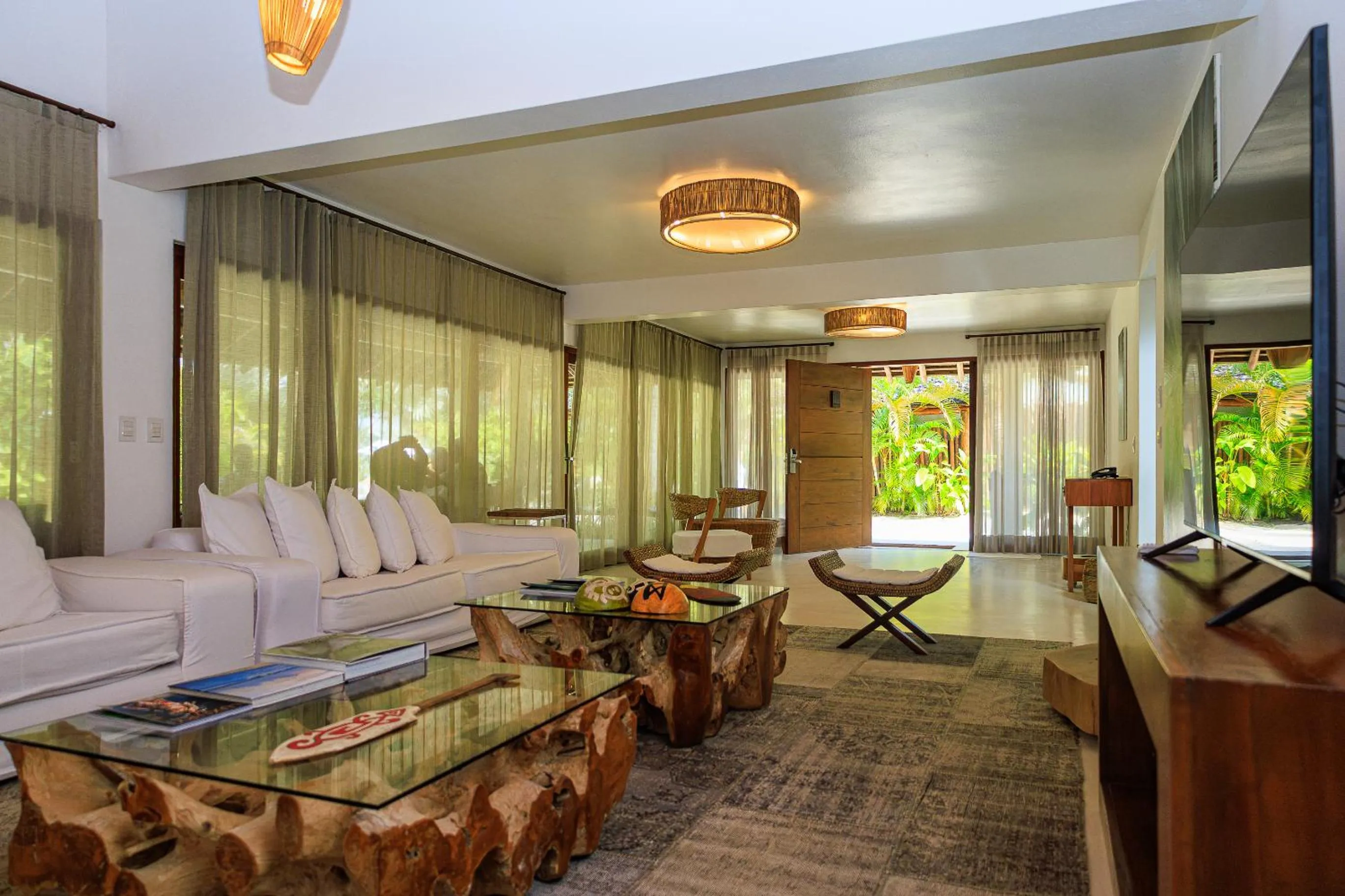 TV and multimedia in Campo Bahia Hotel Villas Spa