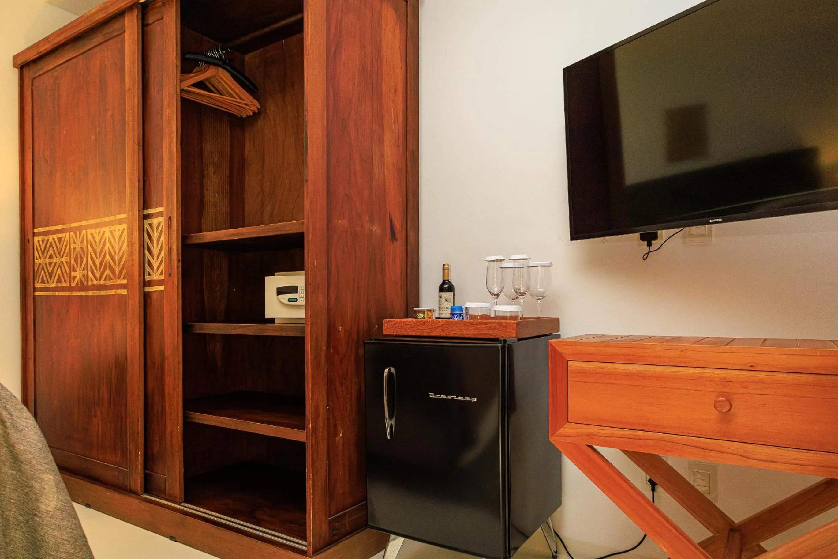 TV and multimedia in Campo Bahia Hotel Villas Spa