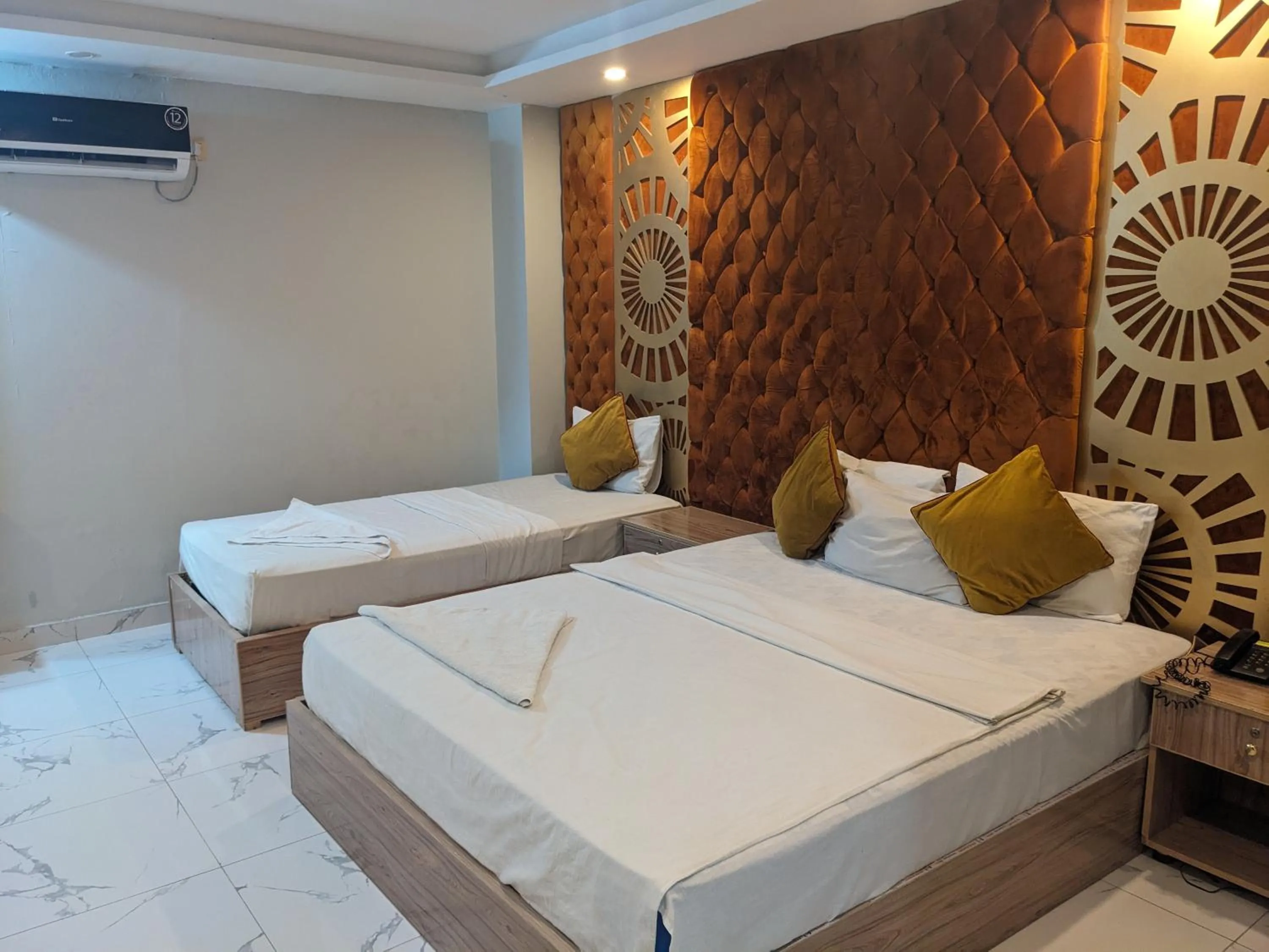 Bedroom, Bed in Nuva Hotel