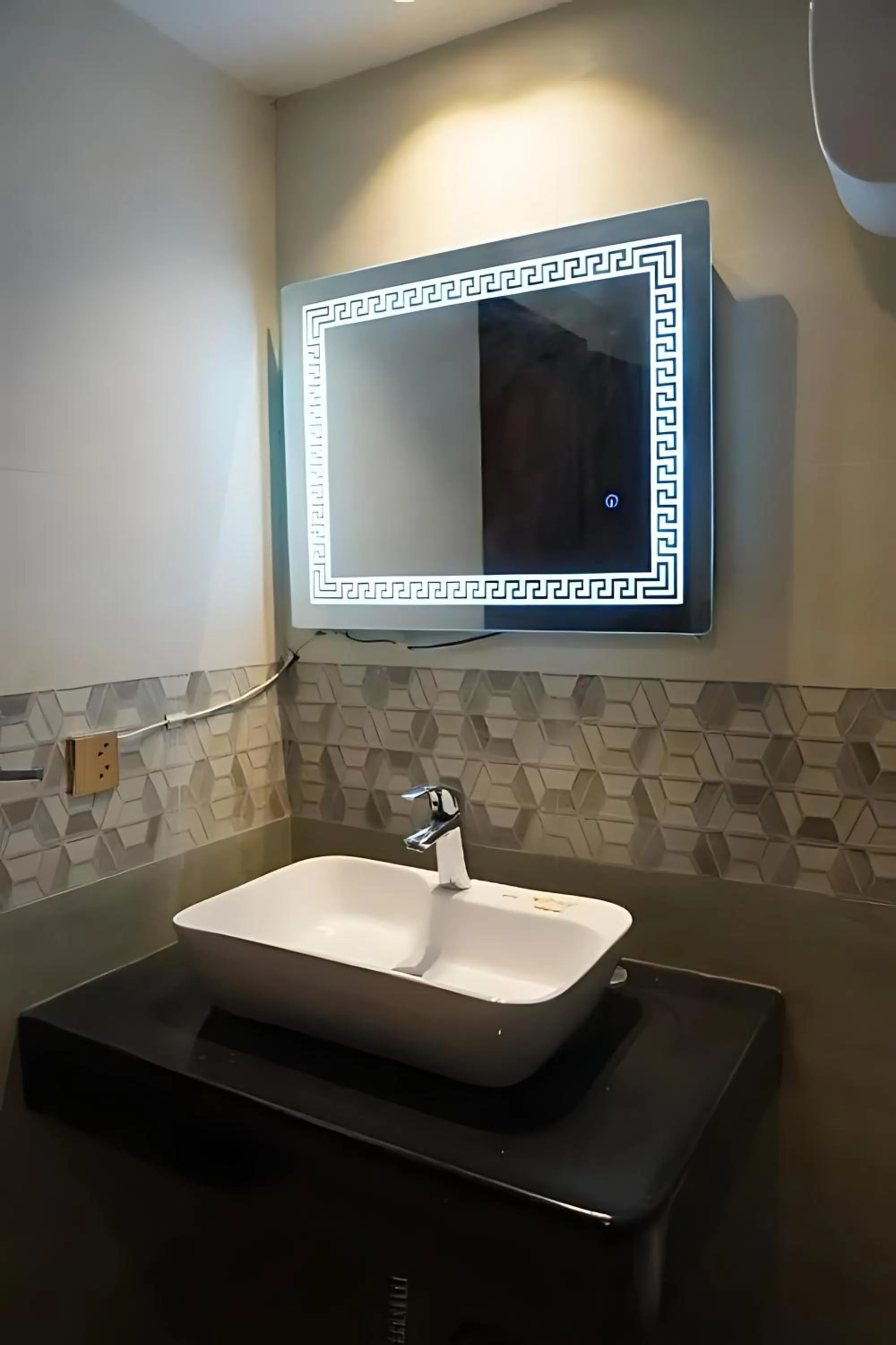 Bathroom in Nuva Hotel