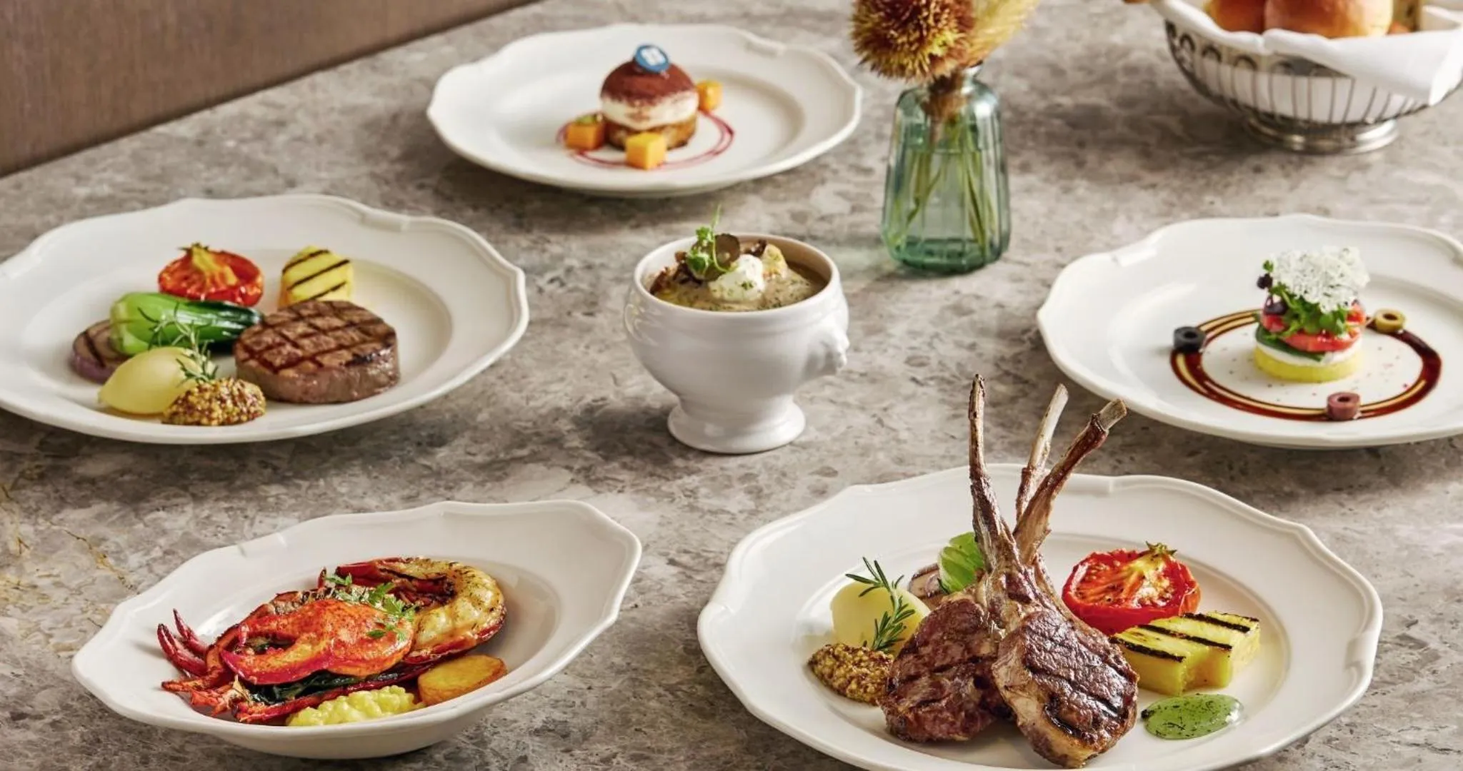 Restaurant/places to eat in Wyndham Grand Busan