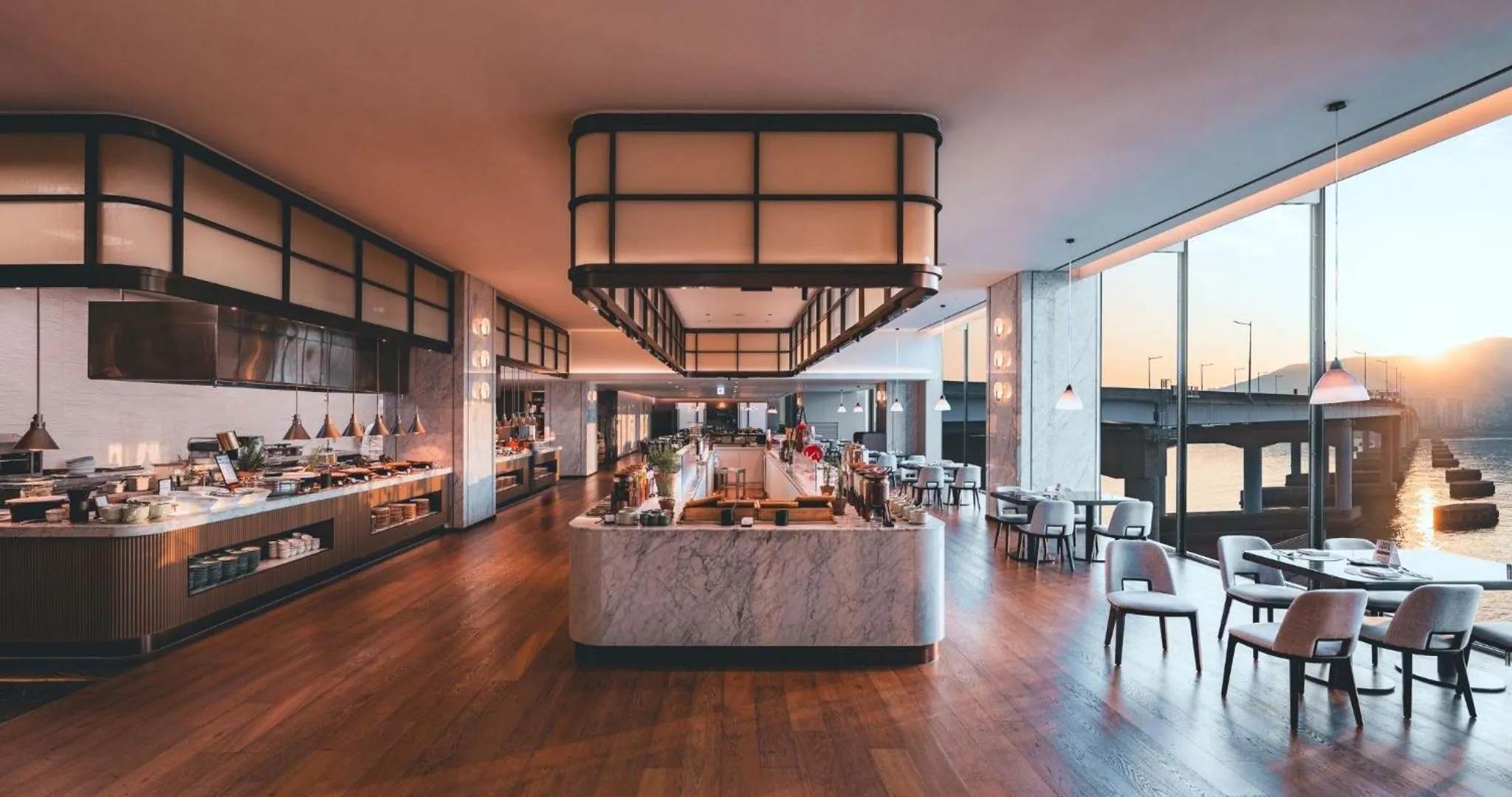 Restaurant/places to eat in Wyndham Grand Busan