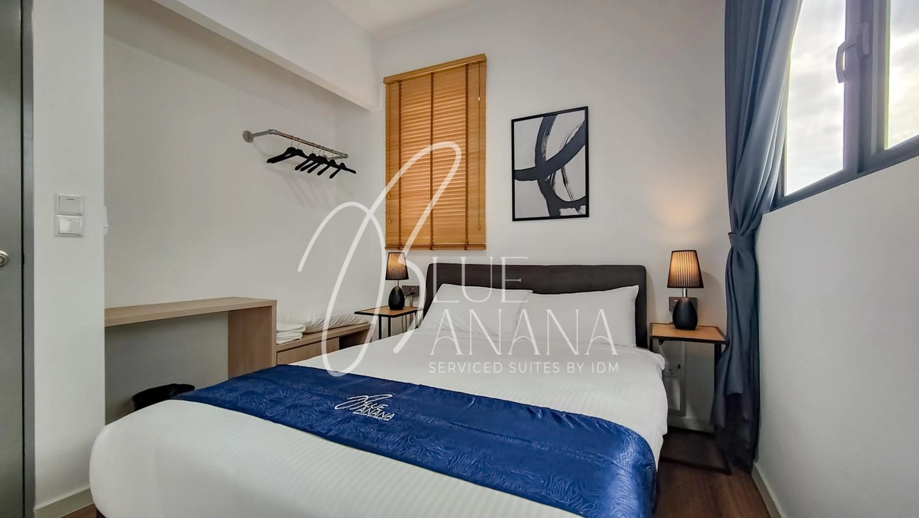 Bed in M Vertica Premier Suites by BlueBanana