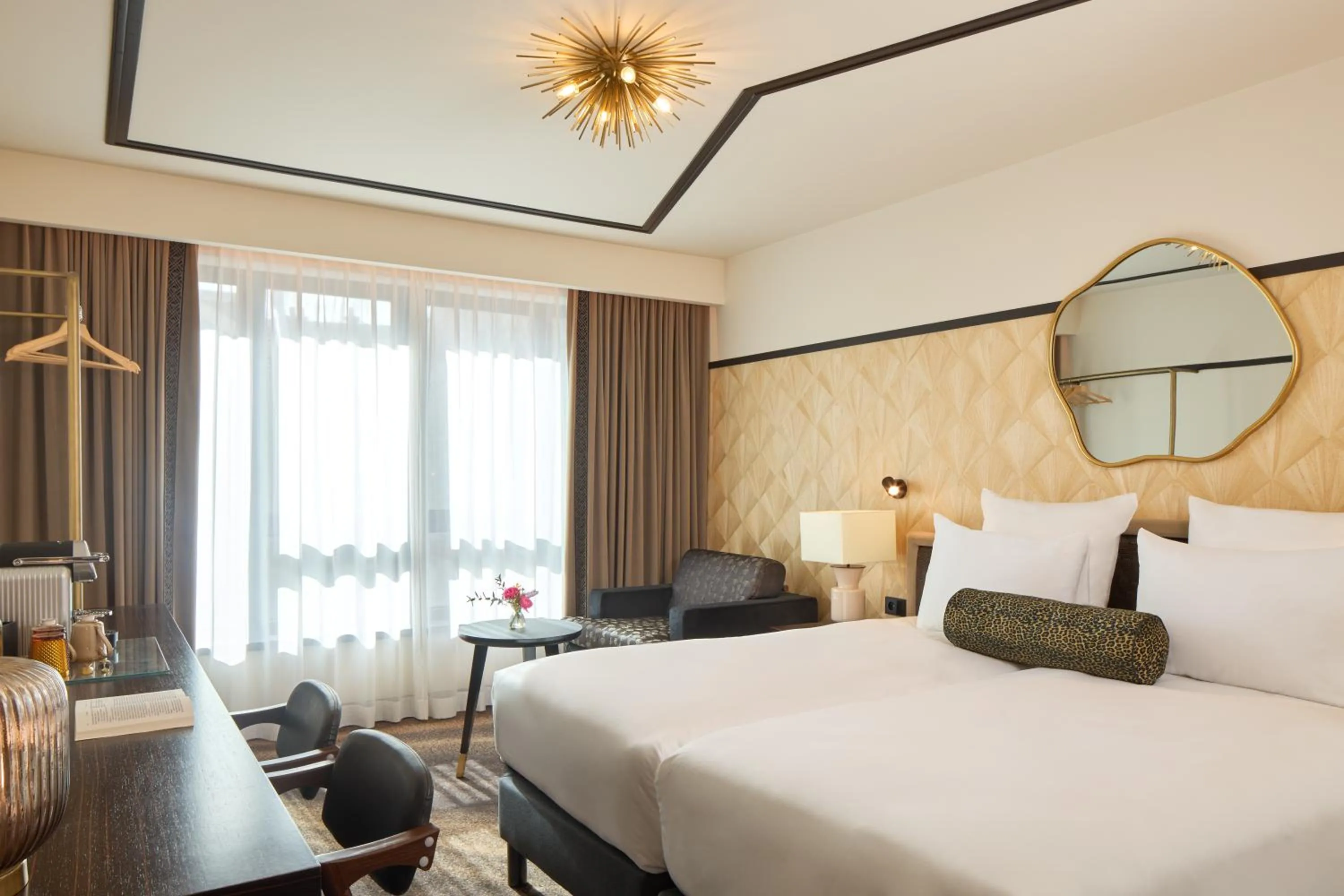 hair dresser, Bed in Maison Cassandre