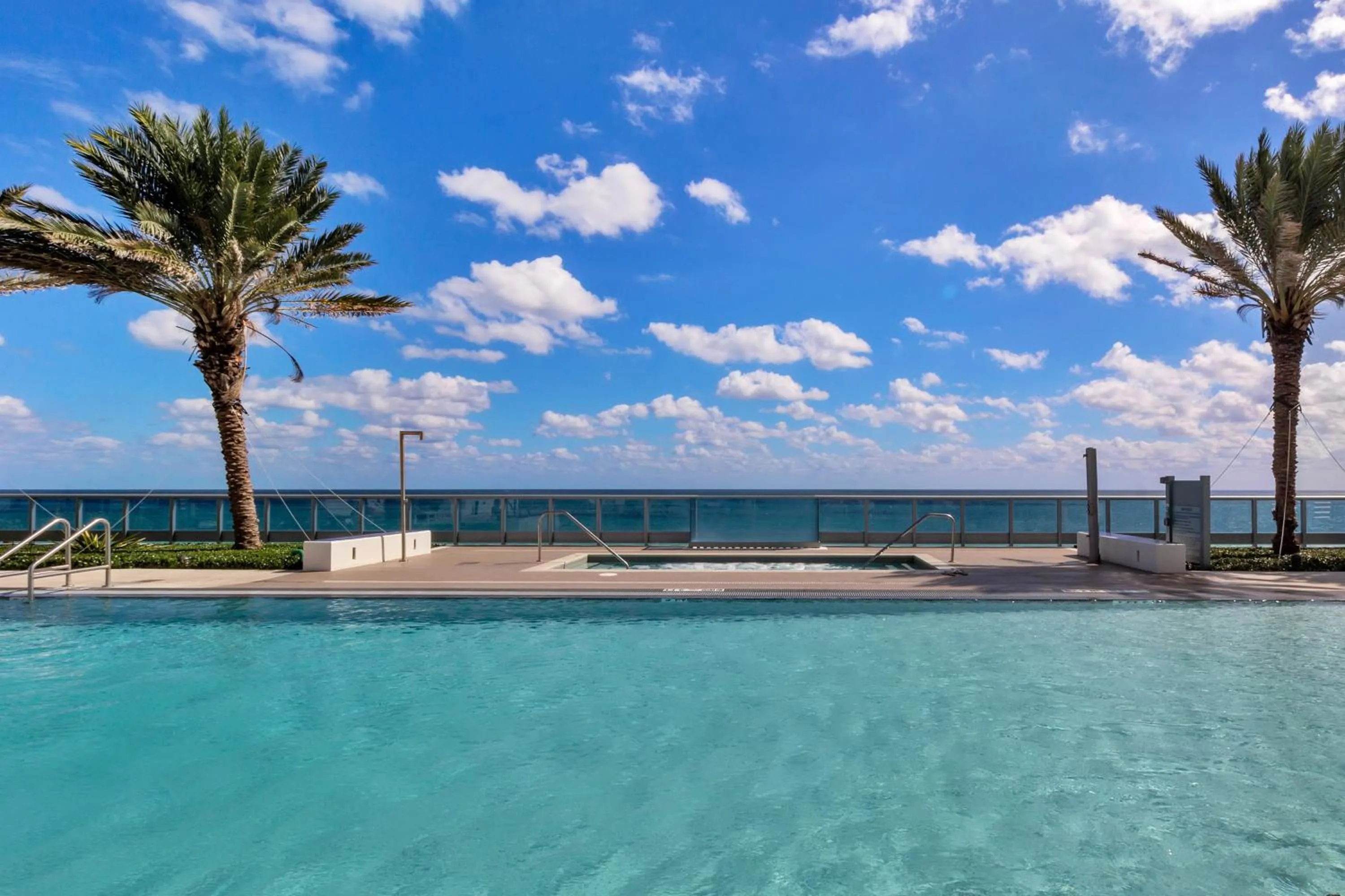 Swimming pool in Dharma Home Suites Miami Beach at Monte Carlo