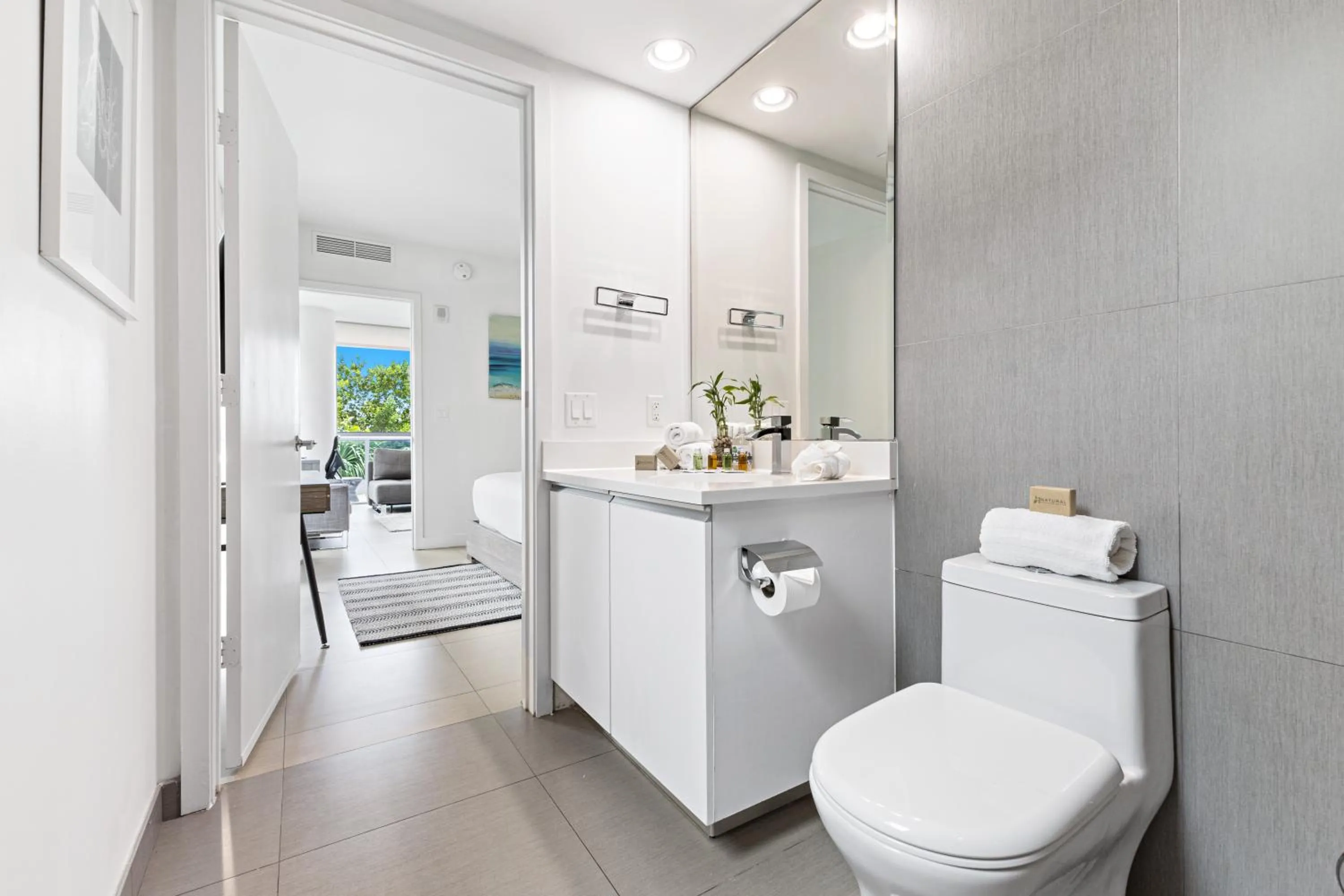 Bathroom in Dharma Home Suites Miami Beach at Monte Carlo
