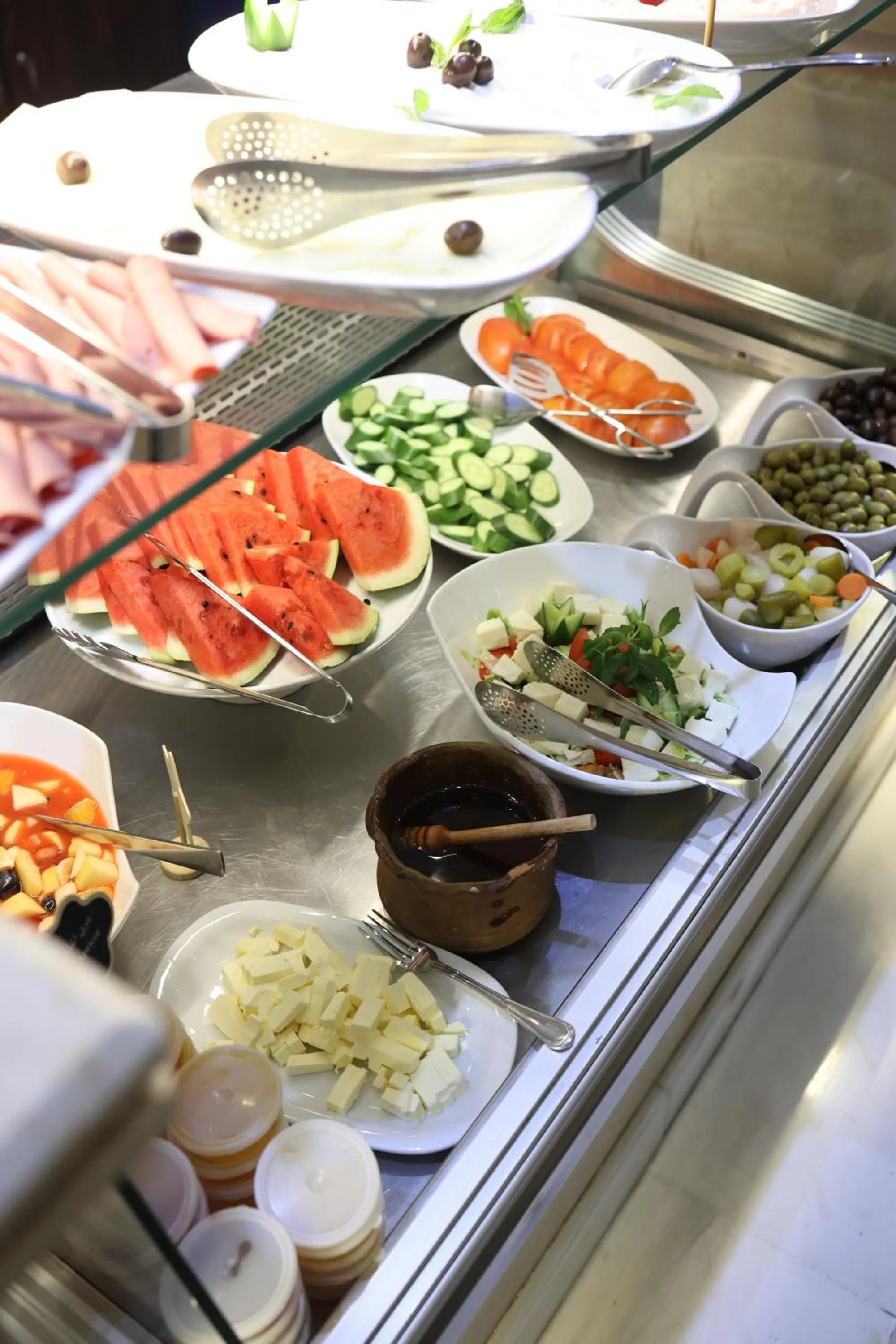 Food in El Sheikh Suites Hotel