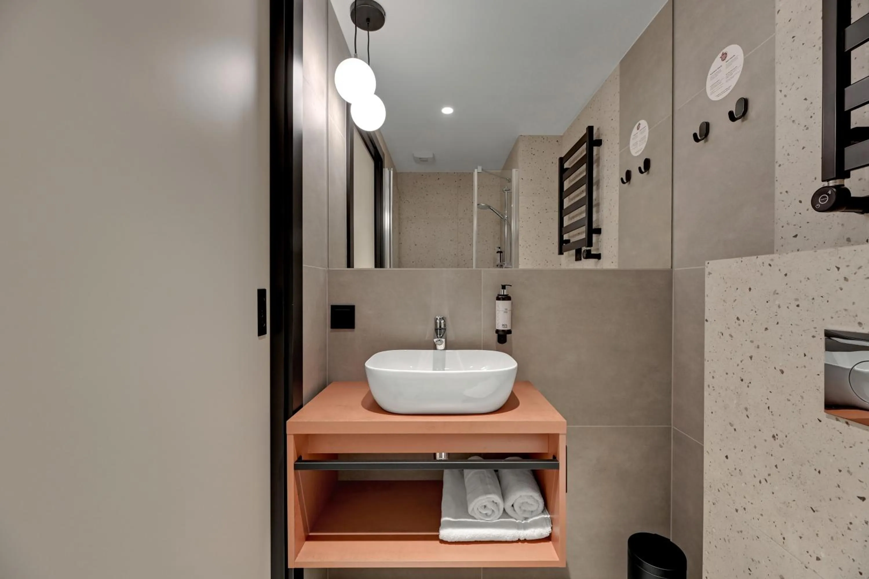 Bathroom in Hotel Milo Gdansk Airport