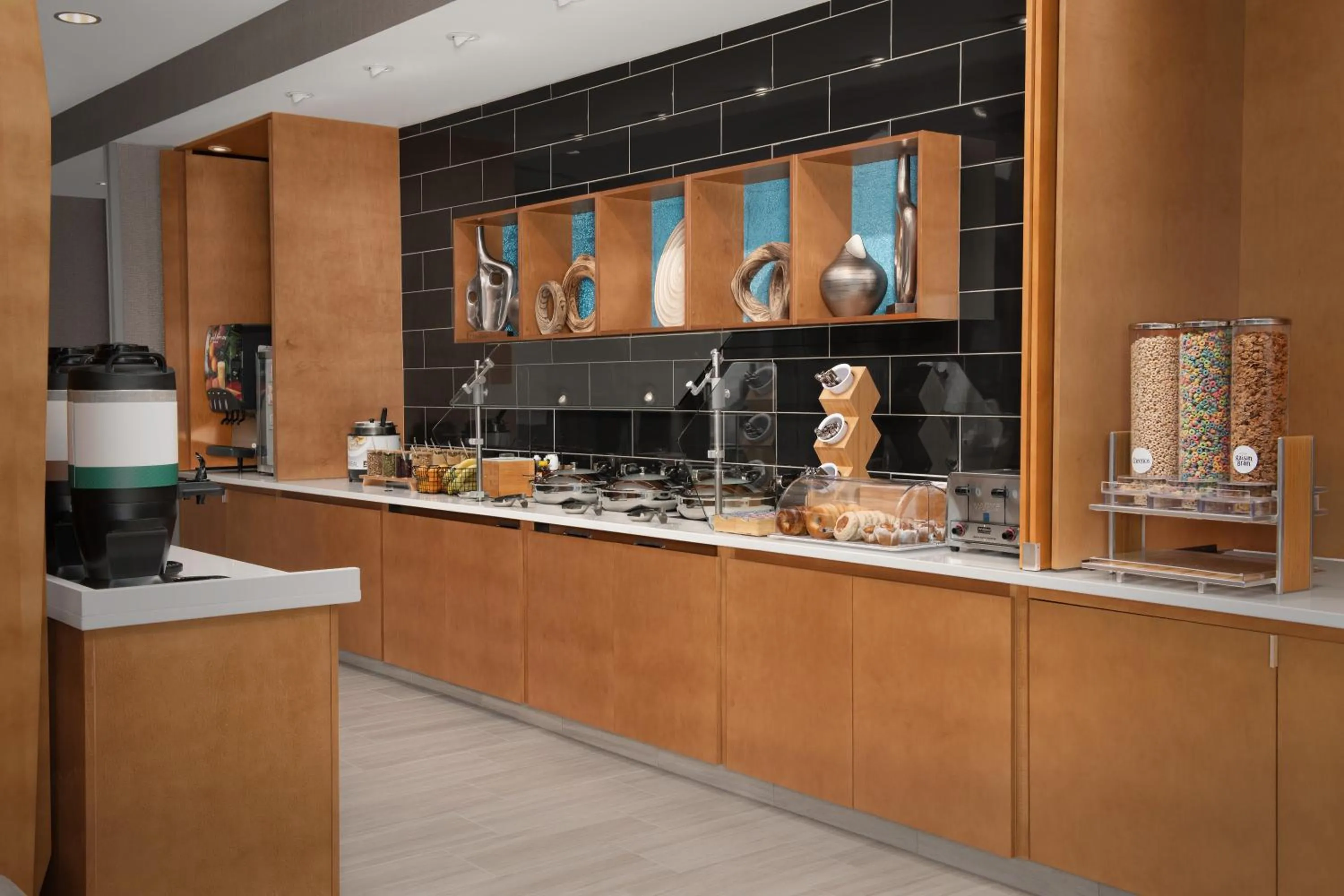 Buffet breakfast in SpringHill Suites by Marriott Fayetteville I-95