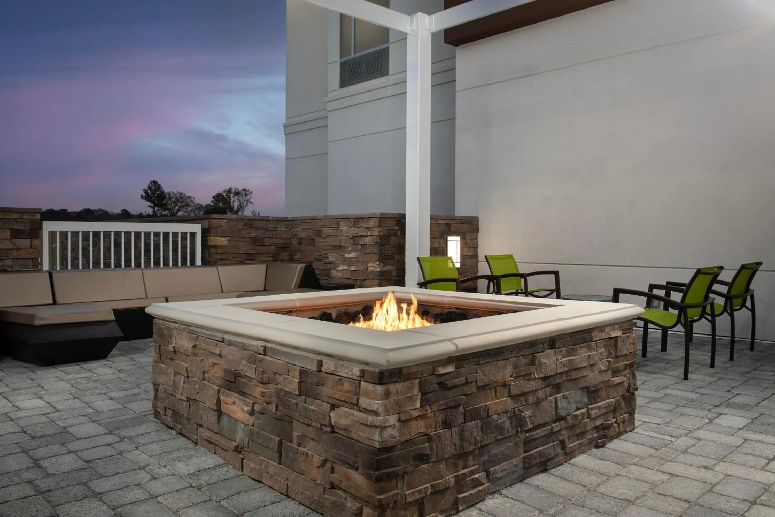 Patio in SpringHill Suites by Marriott Fayetteville I-95