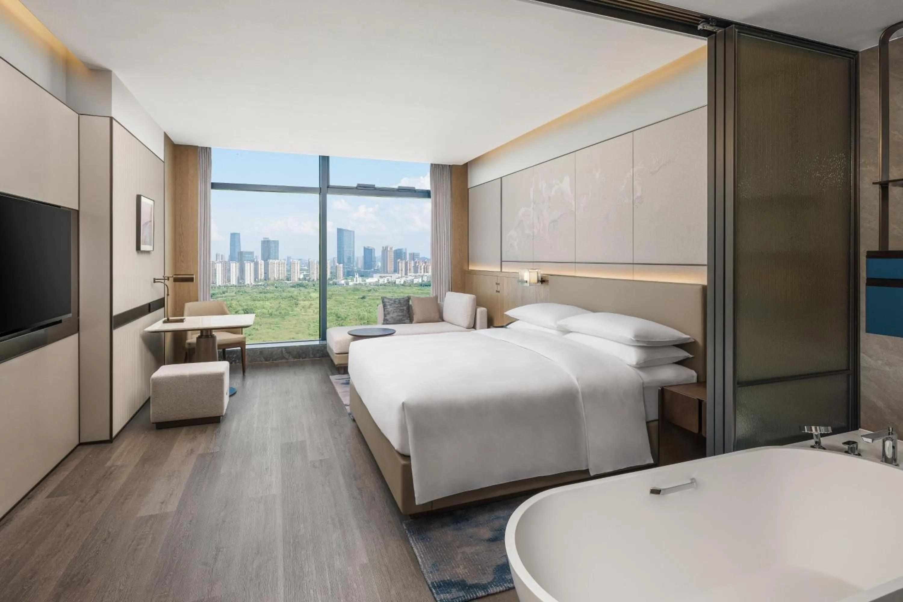 Photo of the whole room, Bed in Shaoxing Marriott Hotel Shangyu