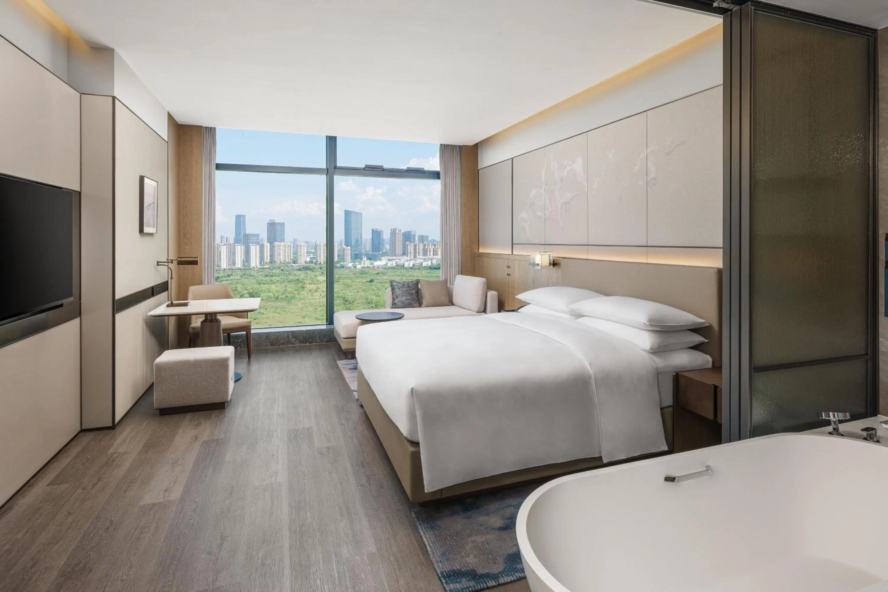 Photo of the whole room, Bed in Shaoxing Marriott Hotel Shangyu