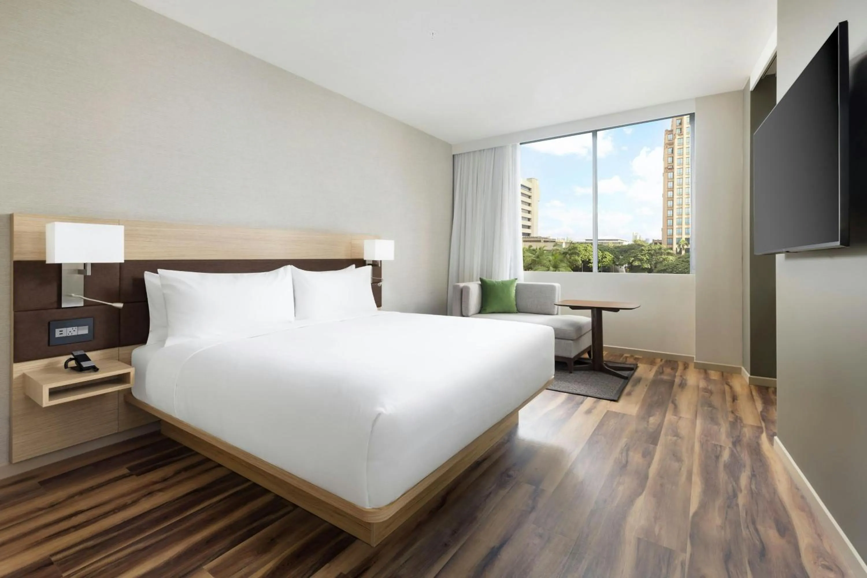 Photo of the whole room, Bed in AC Hotel by Marriott Honolulu