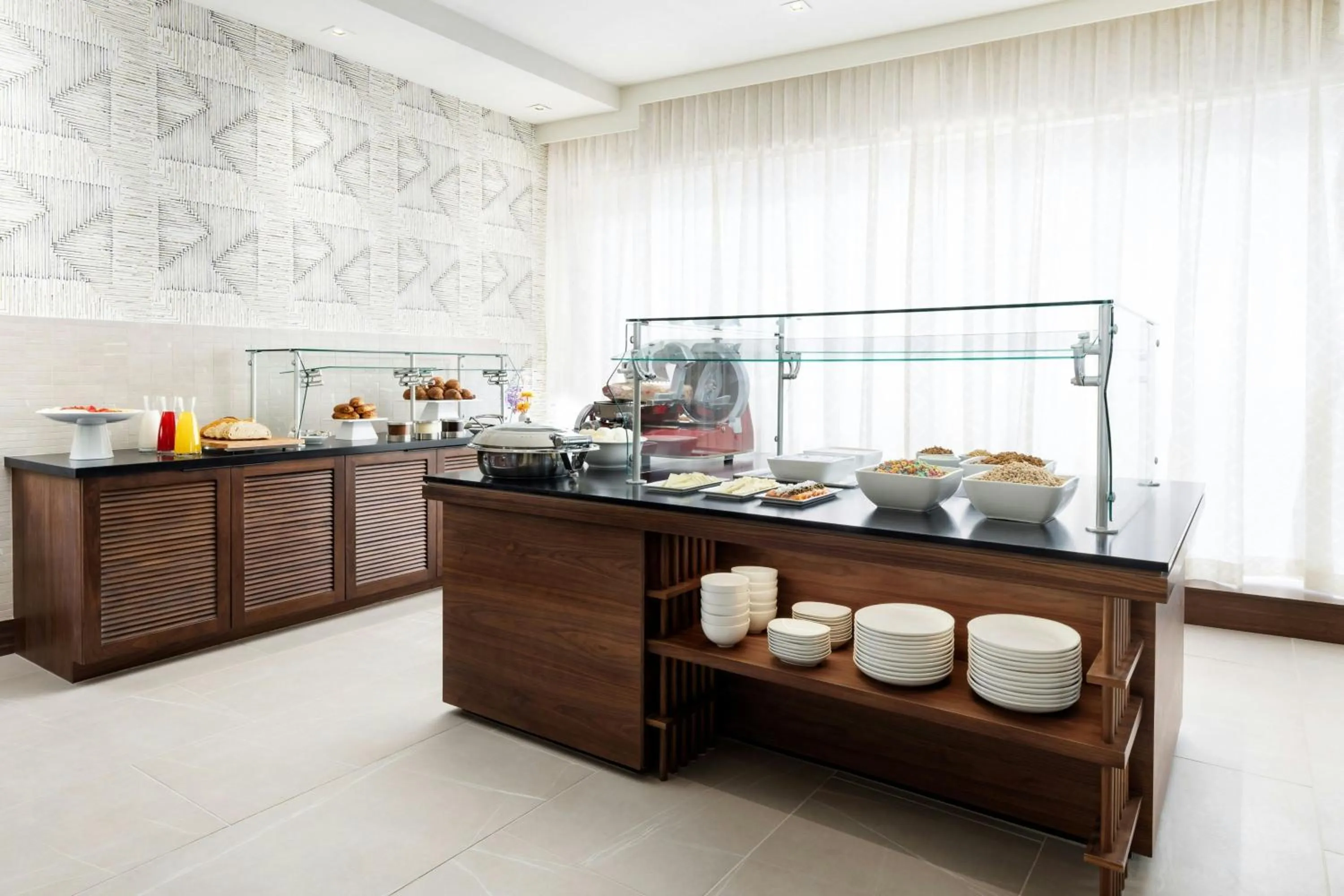 Breakfast in AC Hotel by Marriott Honolulu