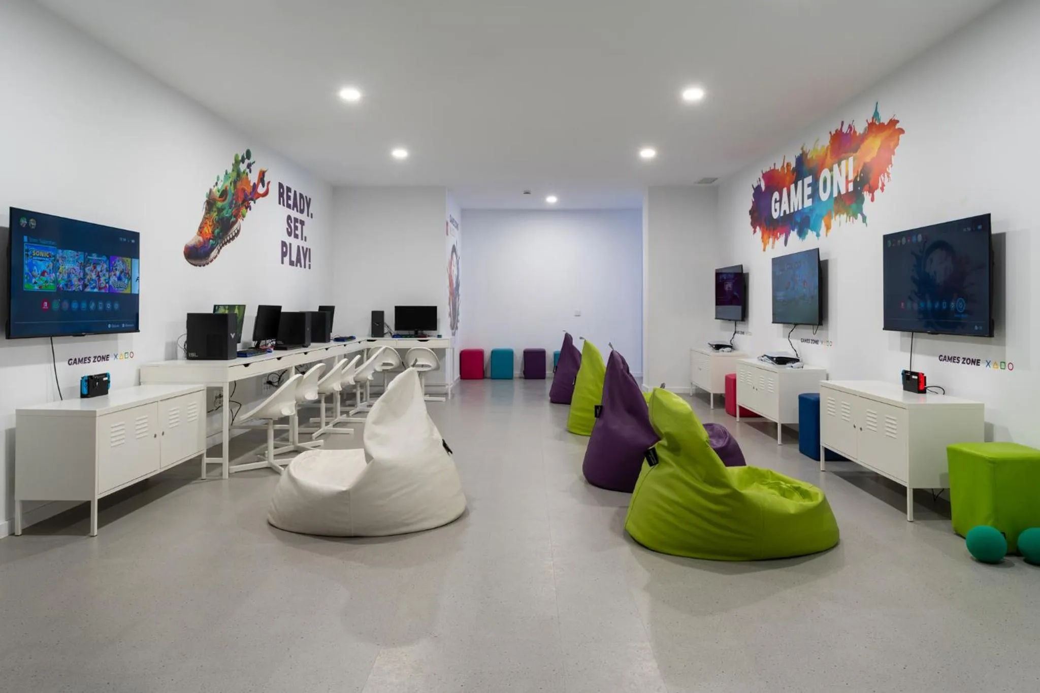 Game Room in FERGUS Club Mallorca Waterpark