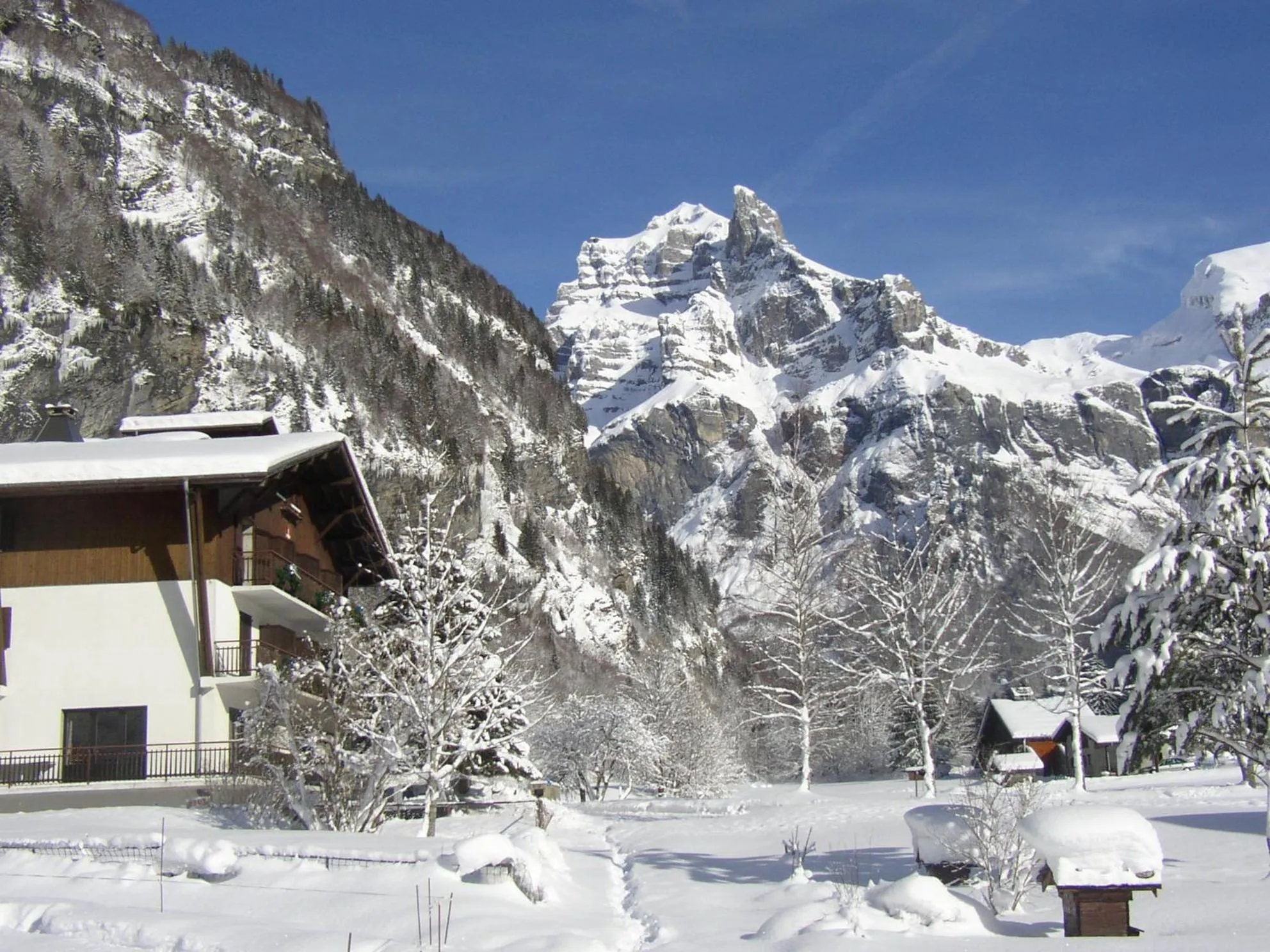 Property building in Hotel et centre de vacances Le Choucas