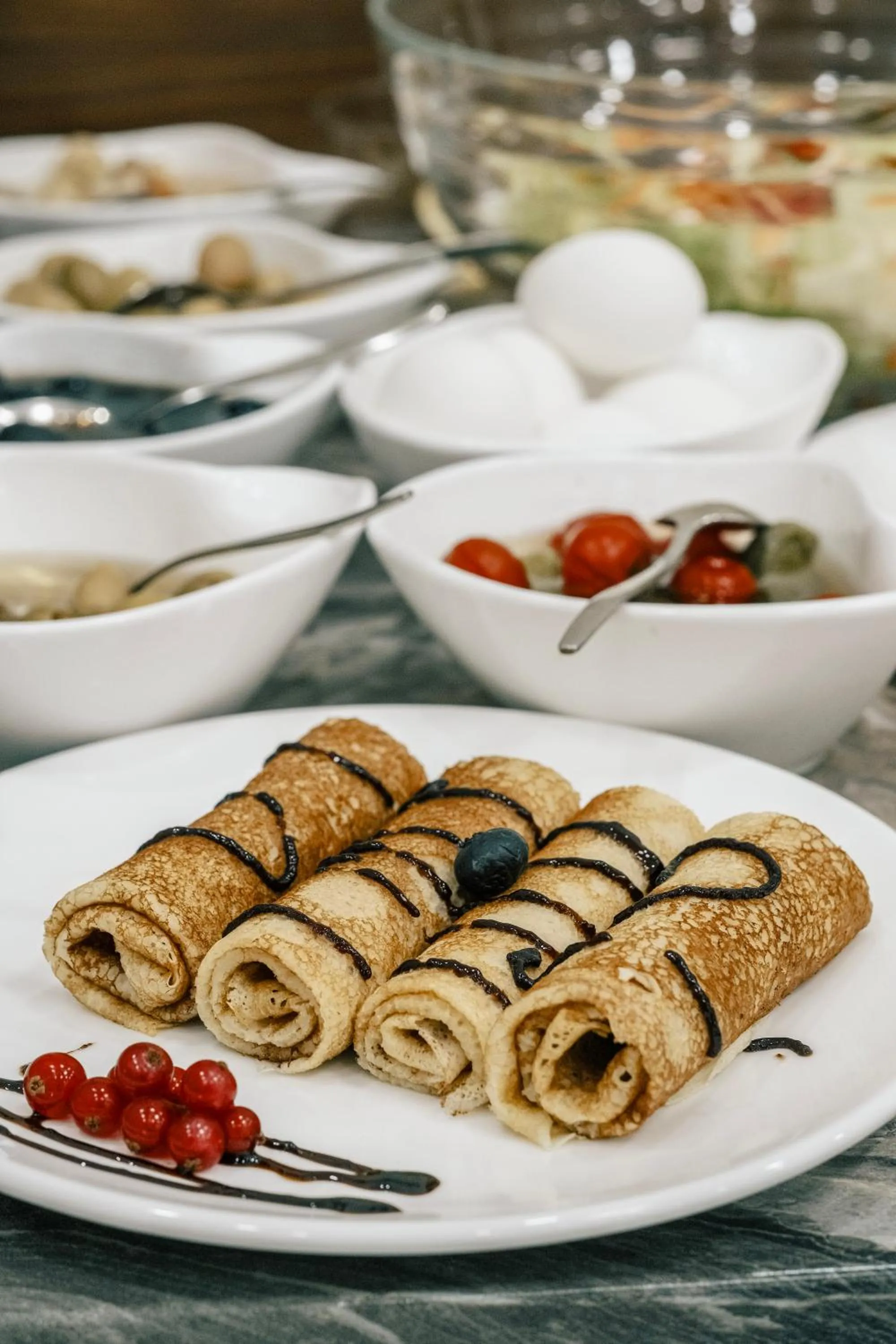 Food and drinks in Parklane Hotel