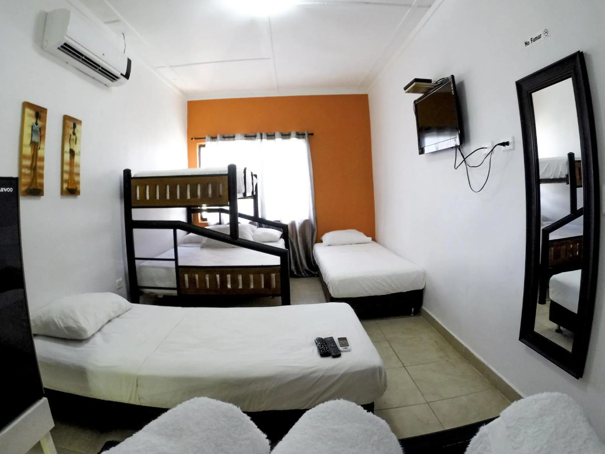 Bedroom, Bed in Villa Sarie Bay