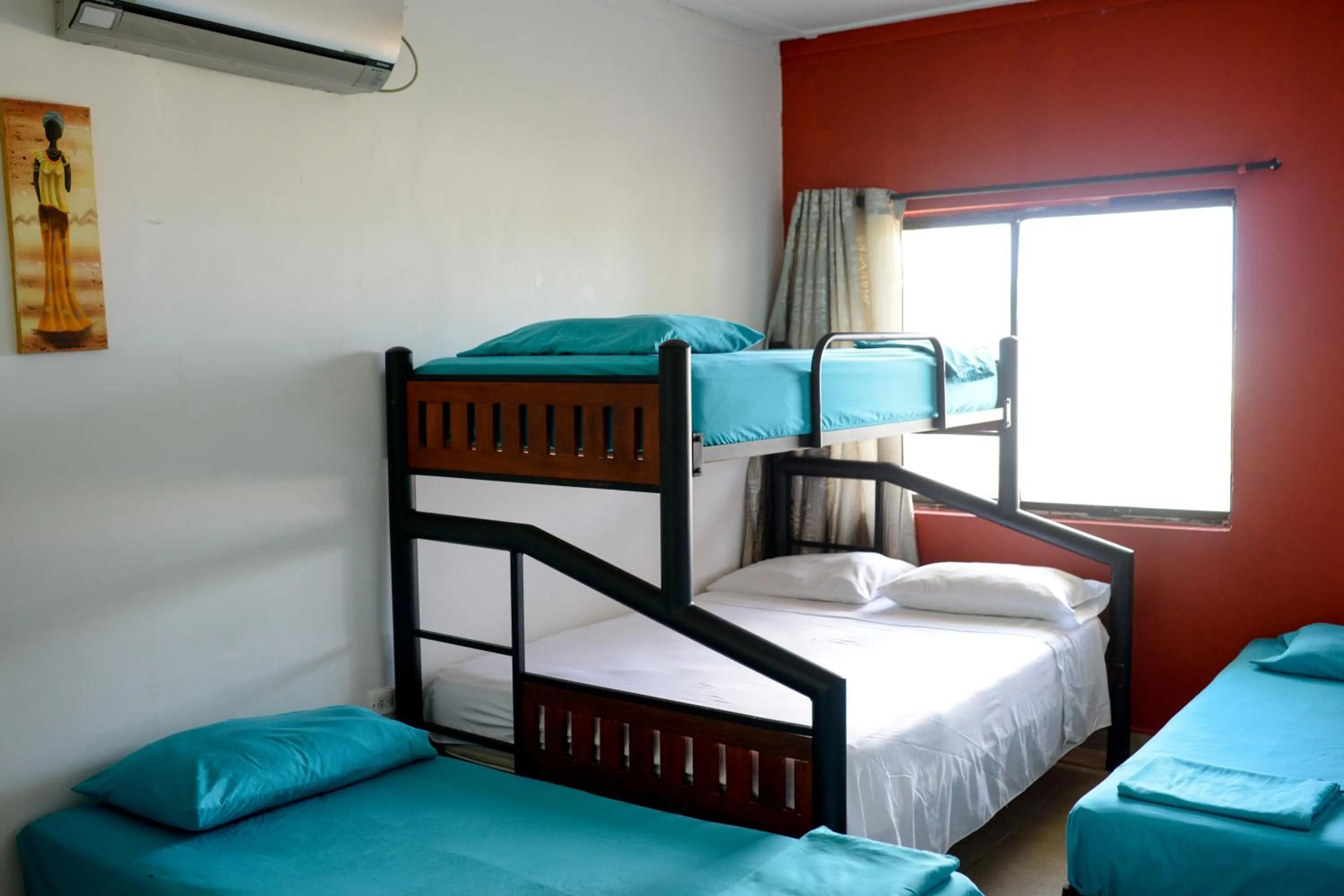 Shower, Bed in Villa Sarie Bay