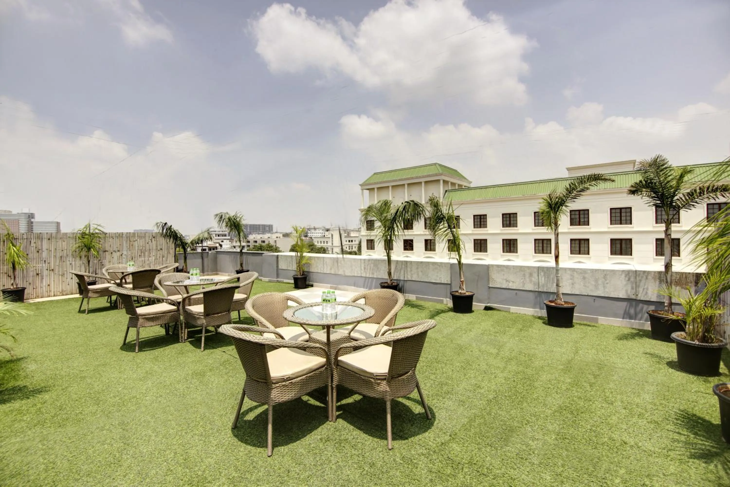 Property building in Saltstayz Premier - Cyber Hub