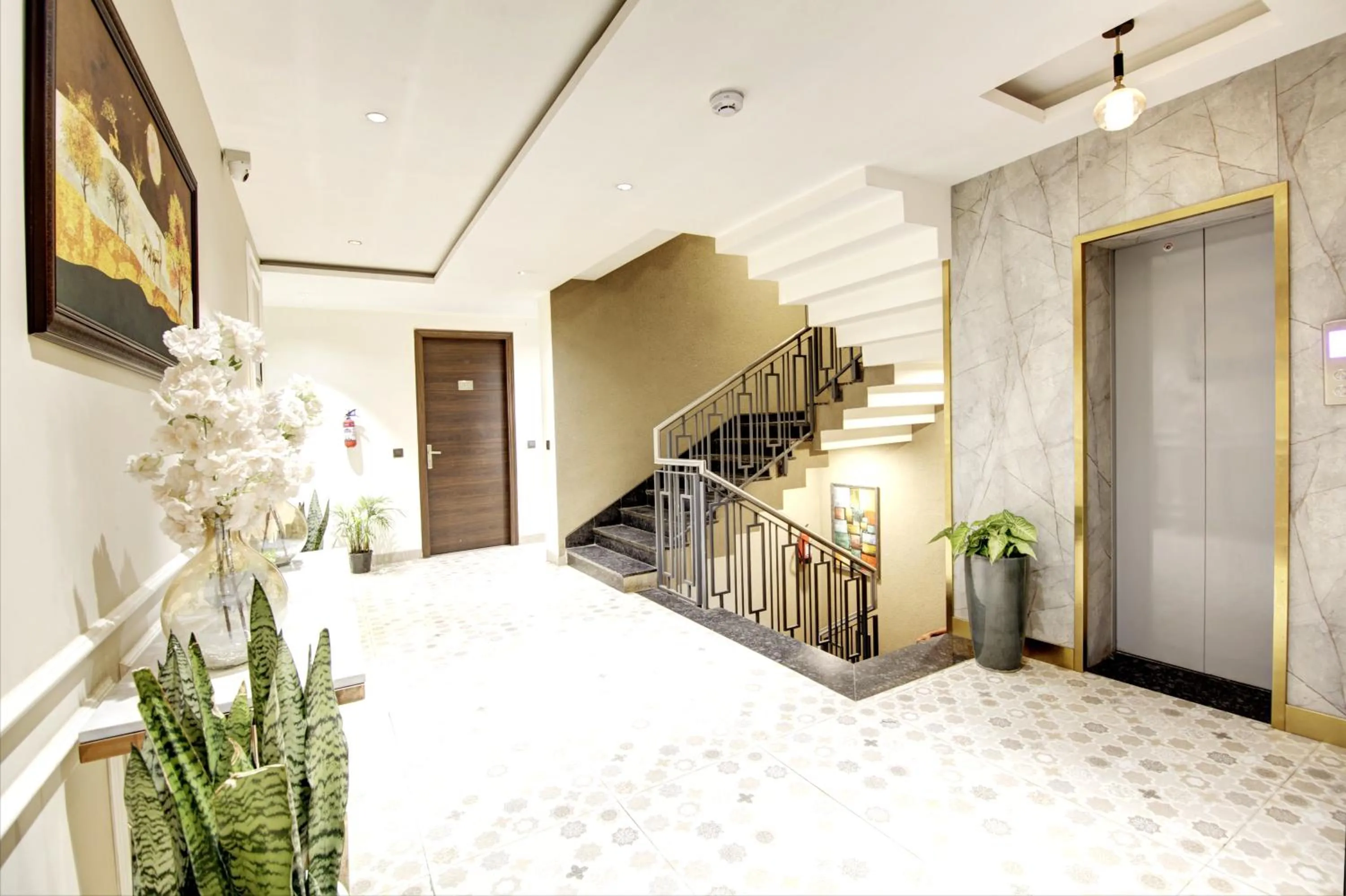 Property building in Saltstayz Premier - Cyber Hub