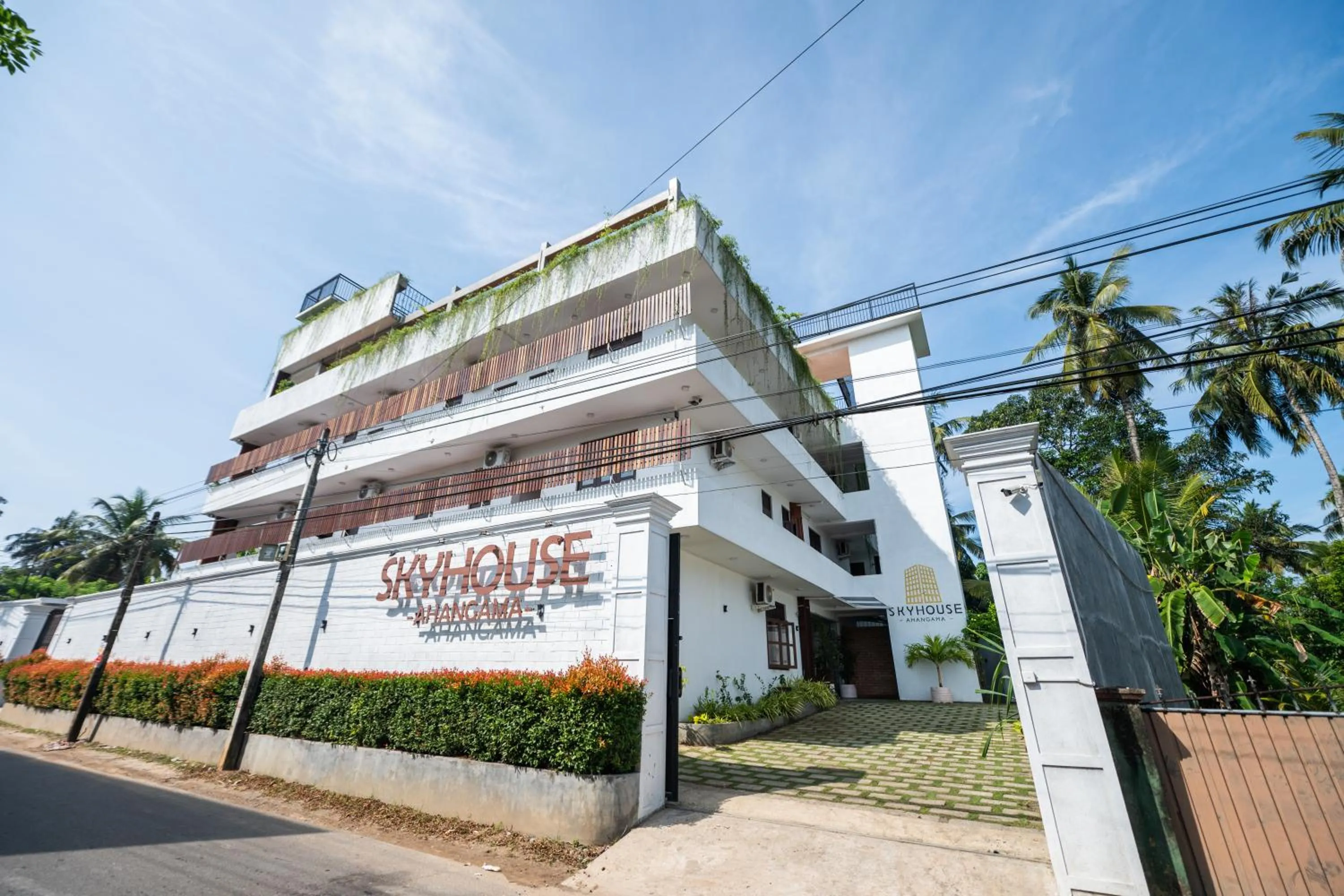 Property building in Sky House Ahangama