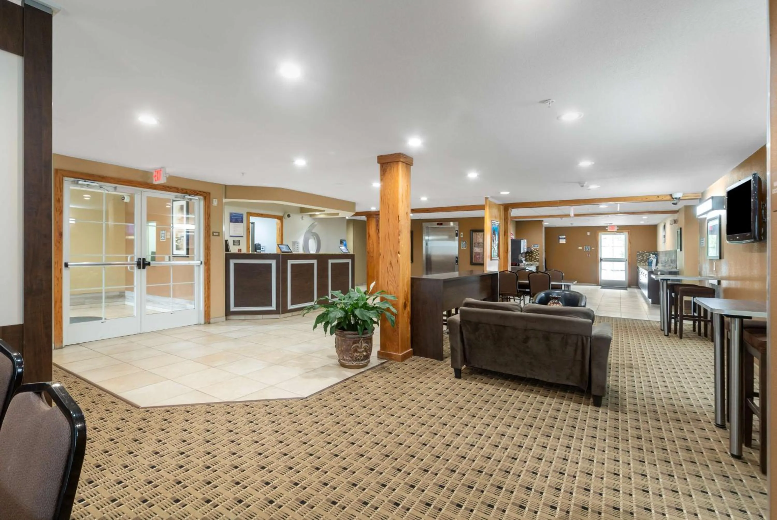 Lobby or reception in Studio 6 Suites Breaux Bridge, LA