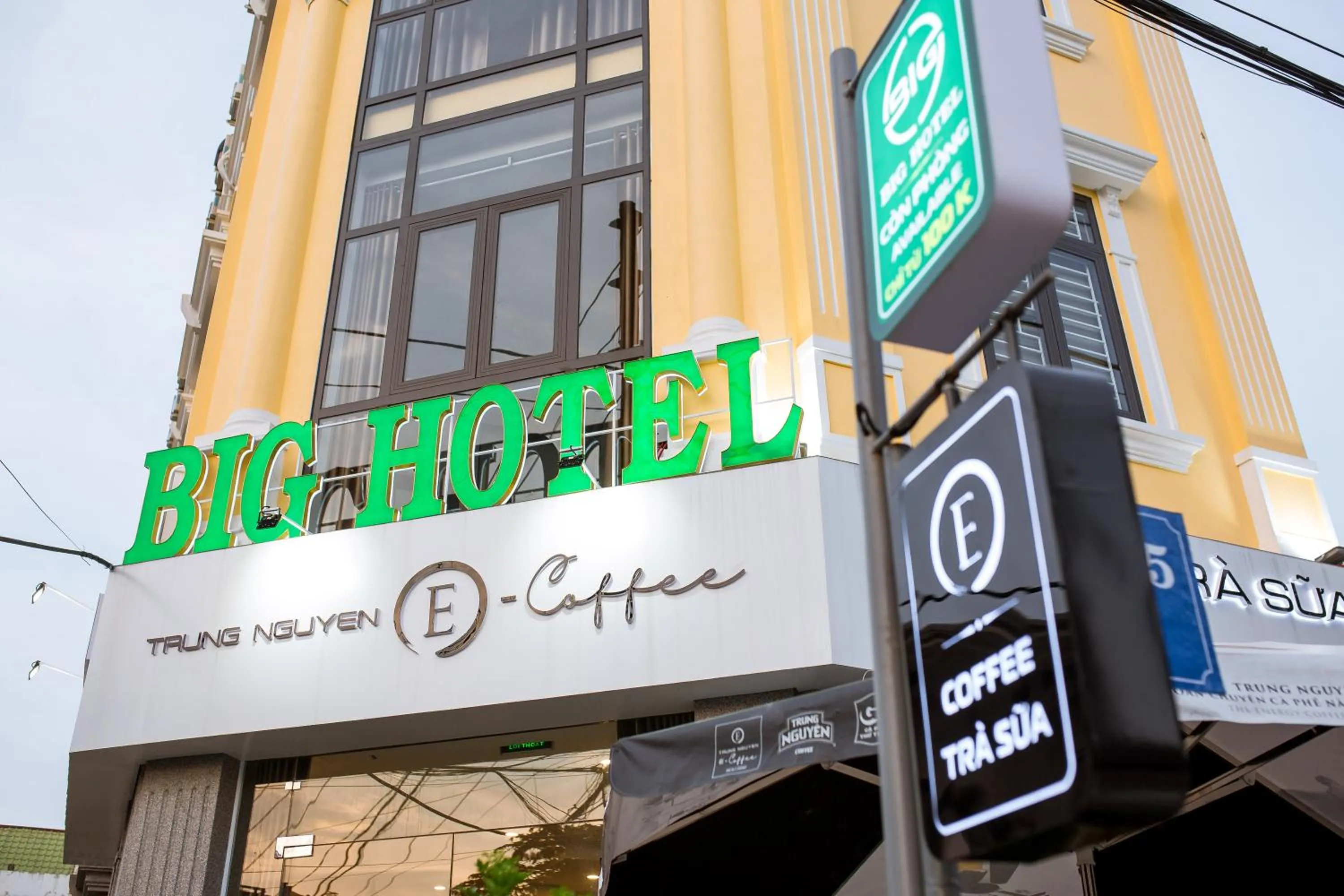 Property building in BIG Hotel Huế