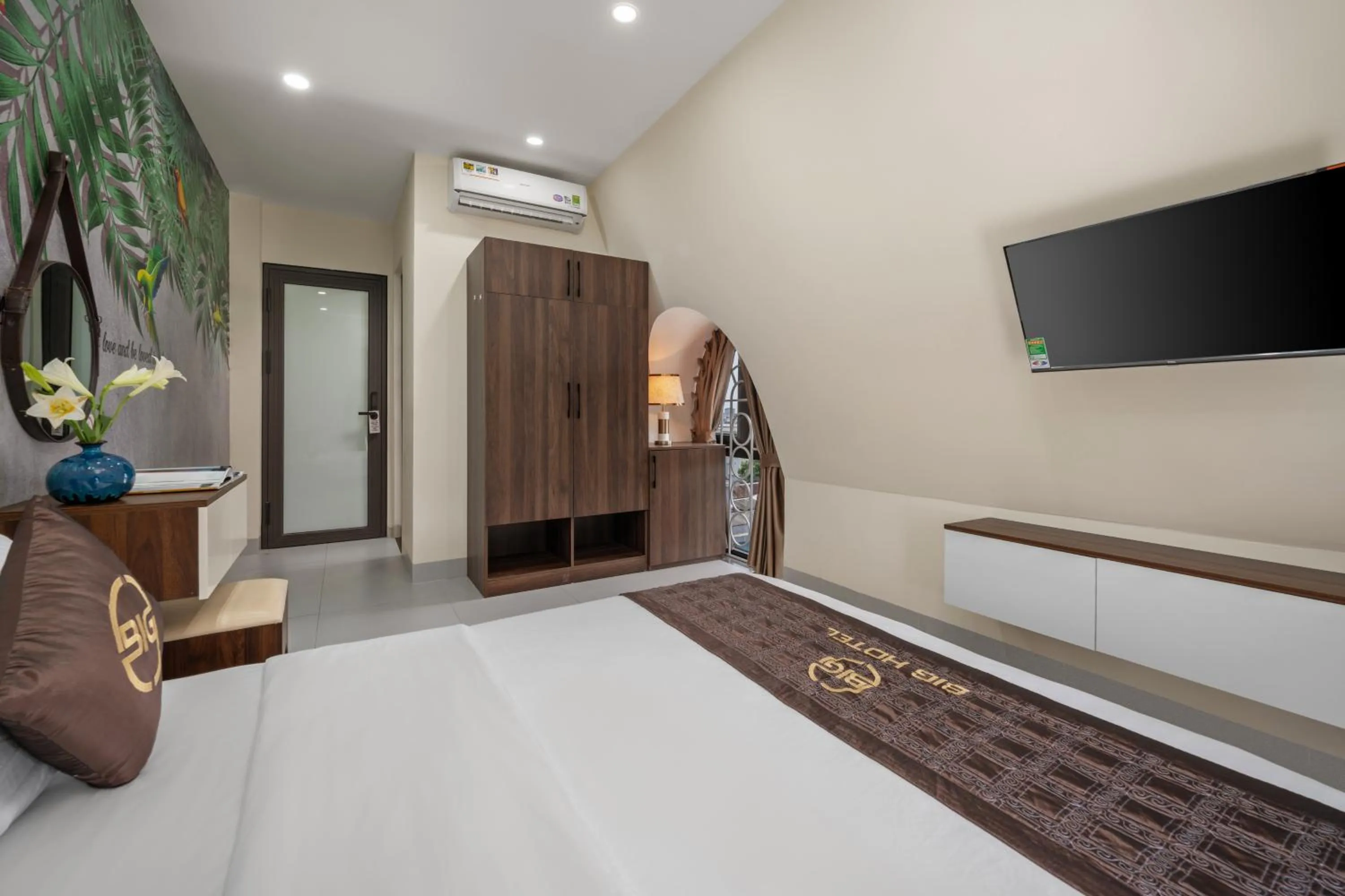 Bedroom, Bed in BIG Hotel Huế