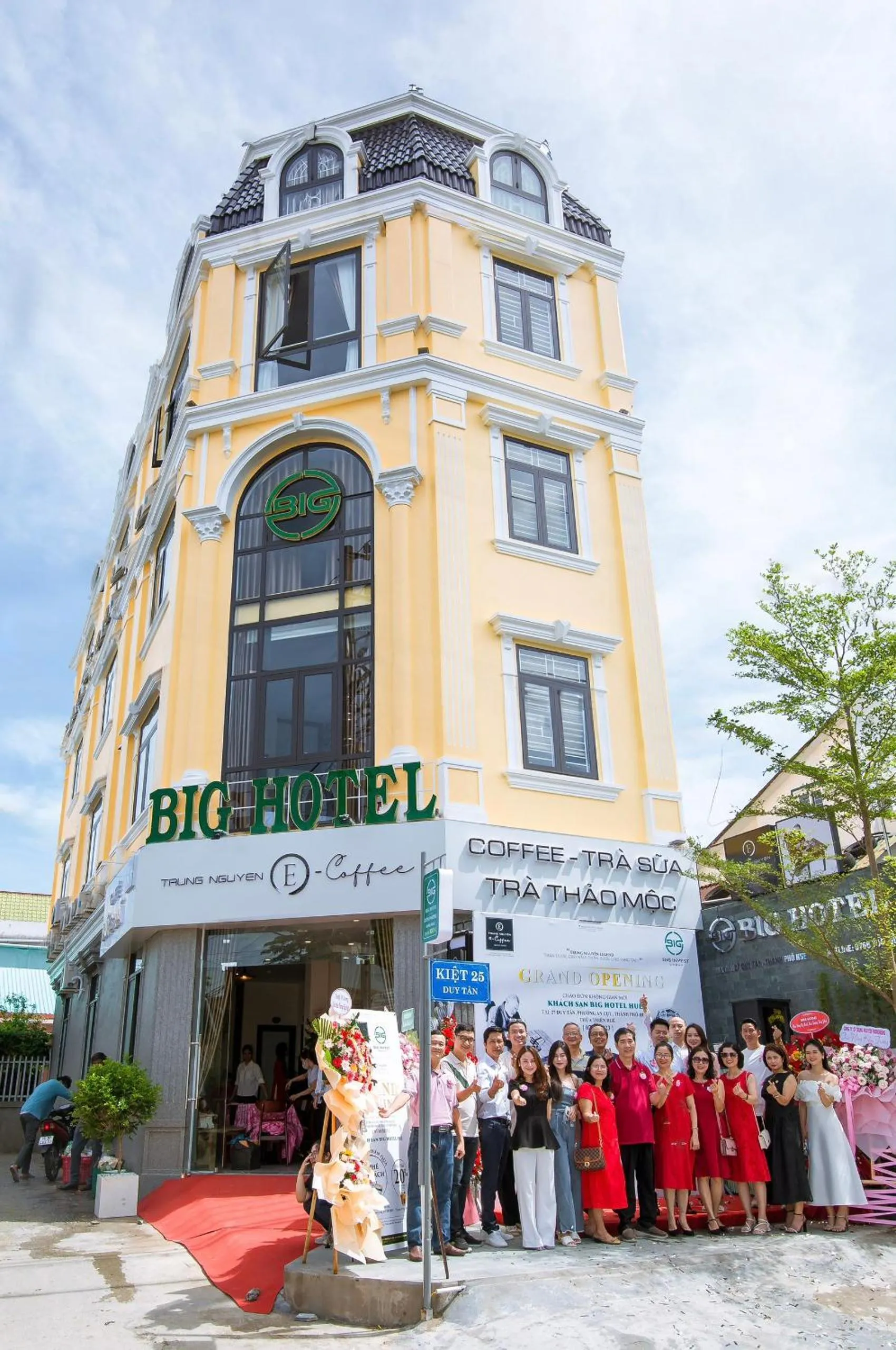 Property building in BIG Hotel Huế