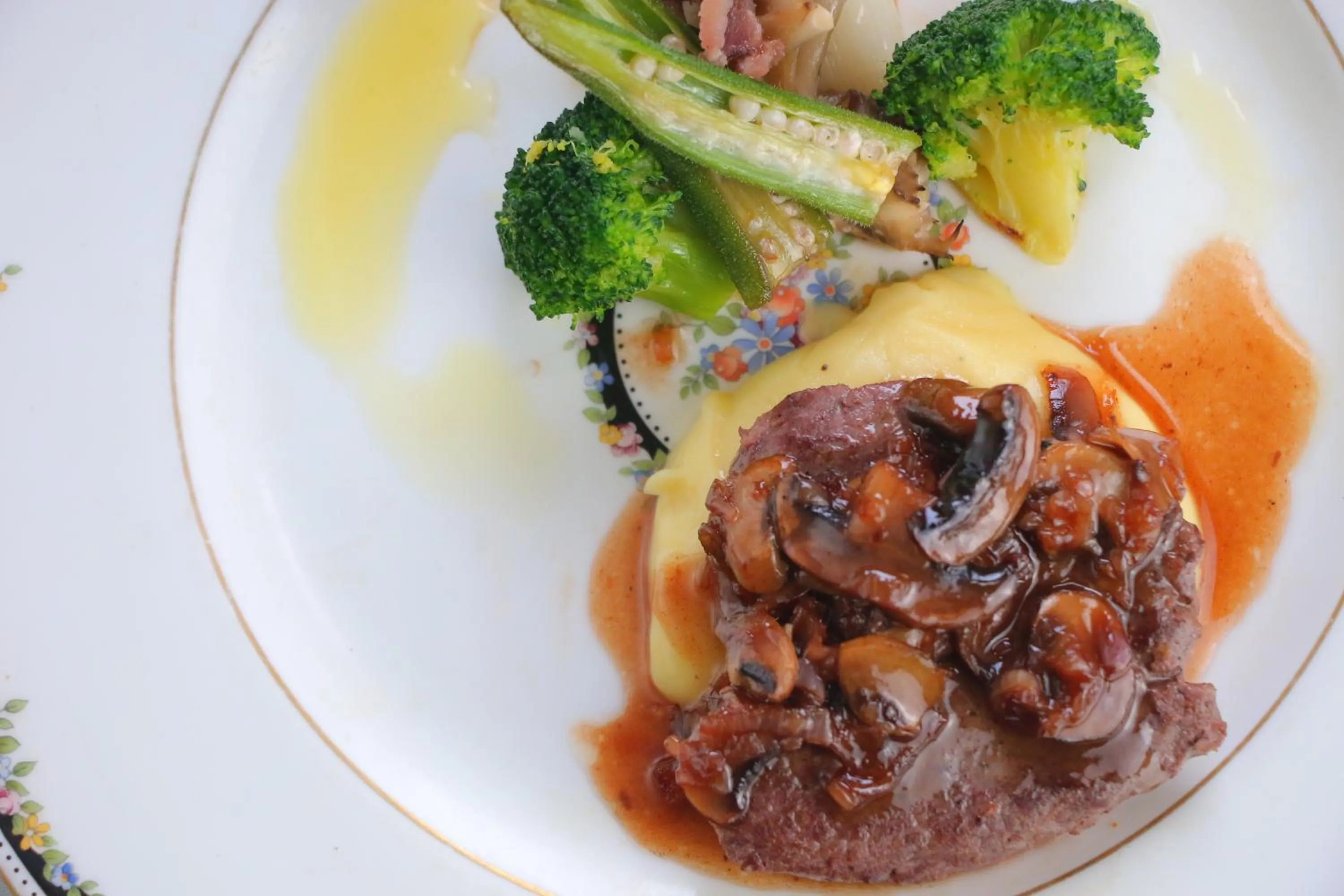 Dinner in Auberge Koyama