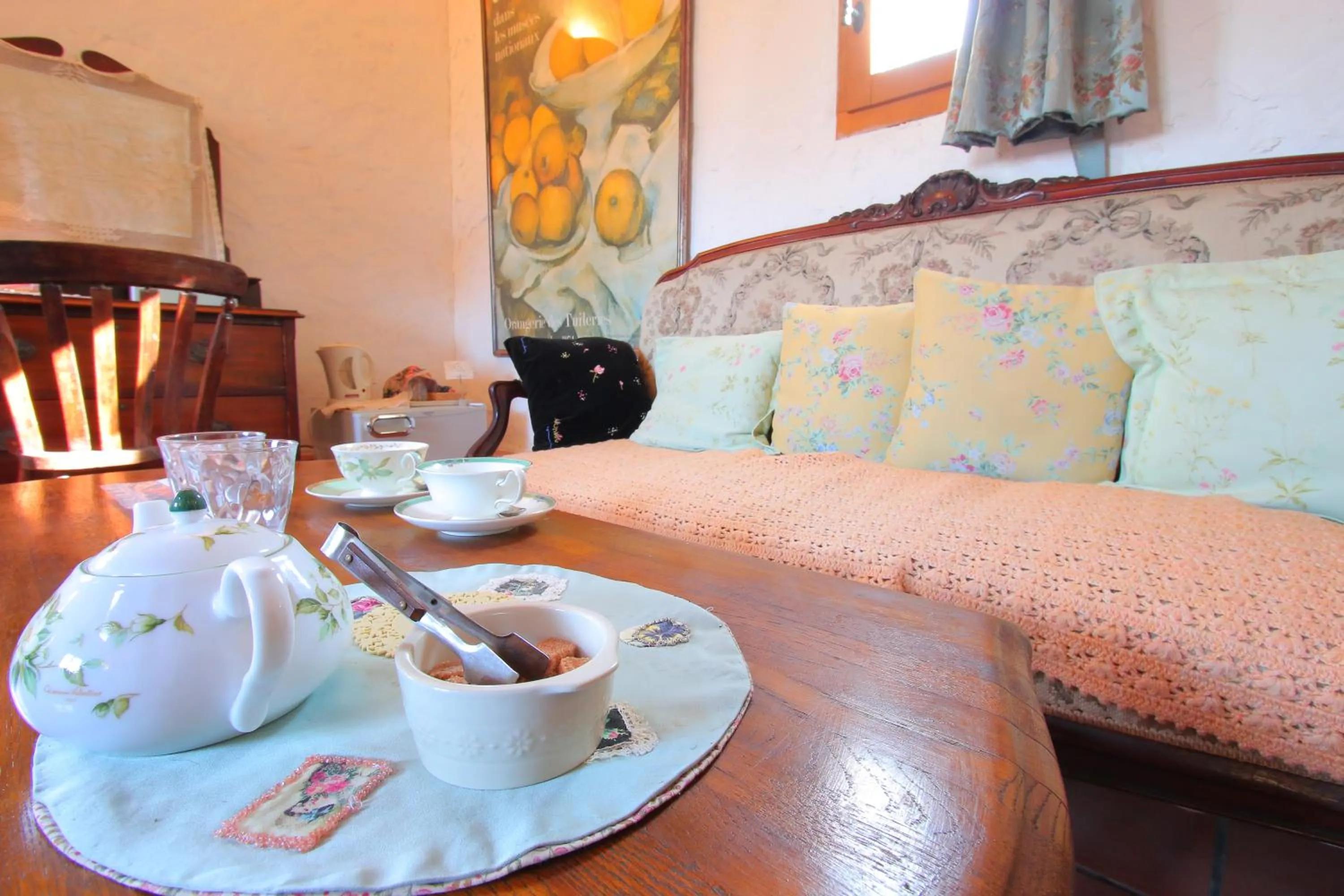 Coffee/tea facilities in Auberge Koyama